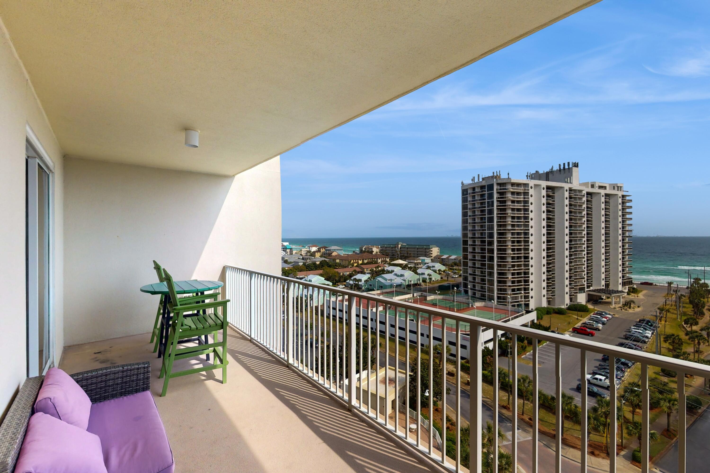 ARIEL DUNES II - Residential