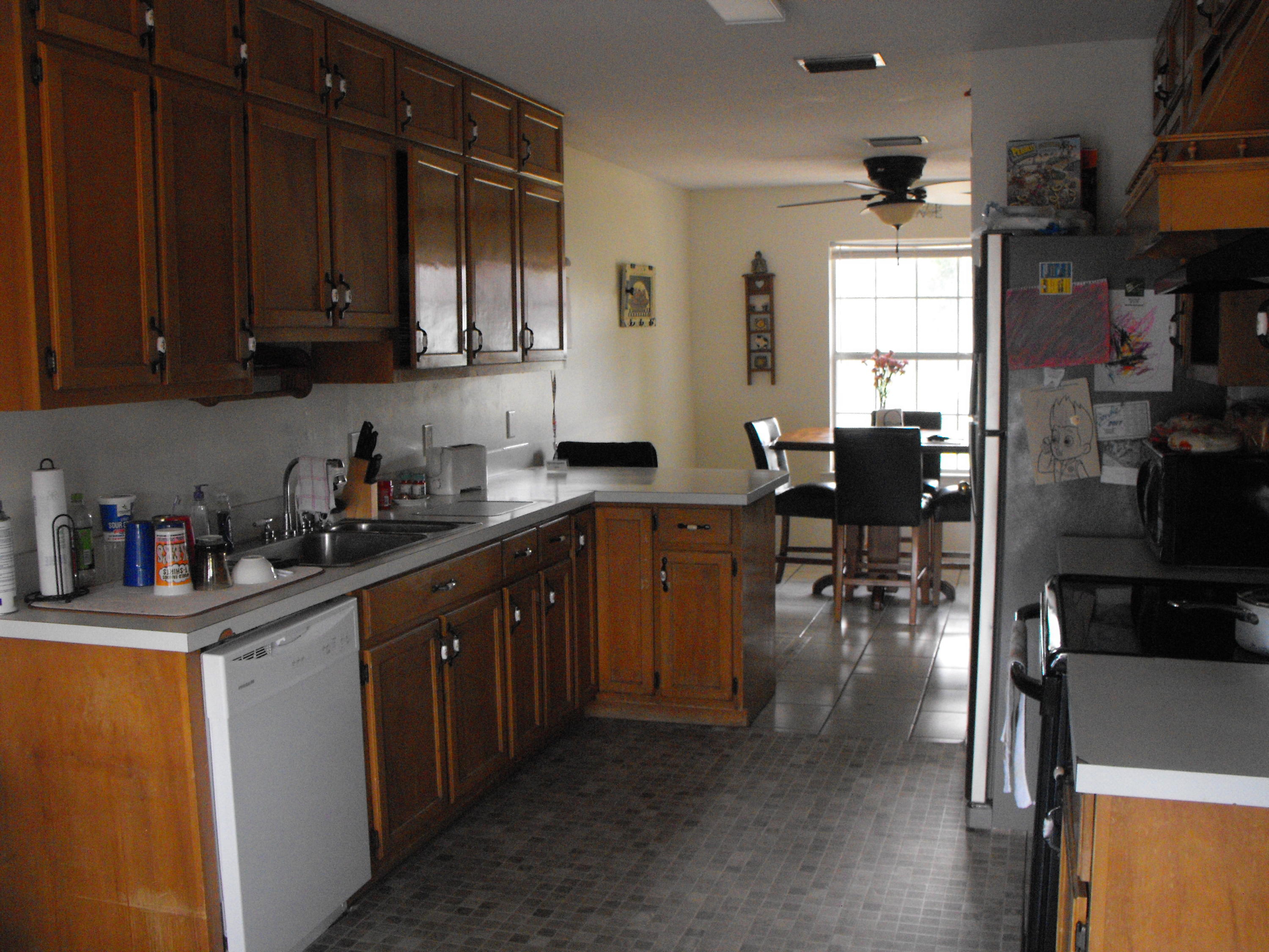 COUNTRYVIEW ESTATES - Residential Lease