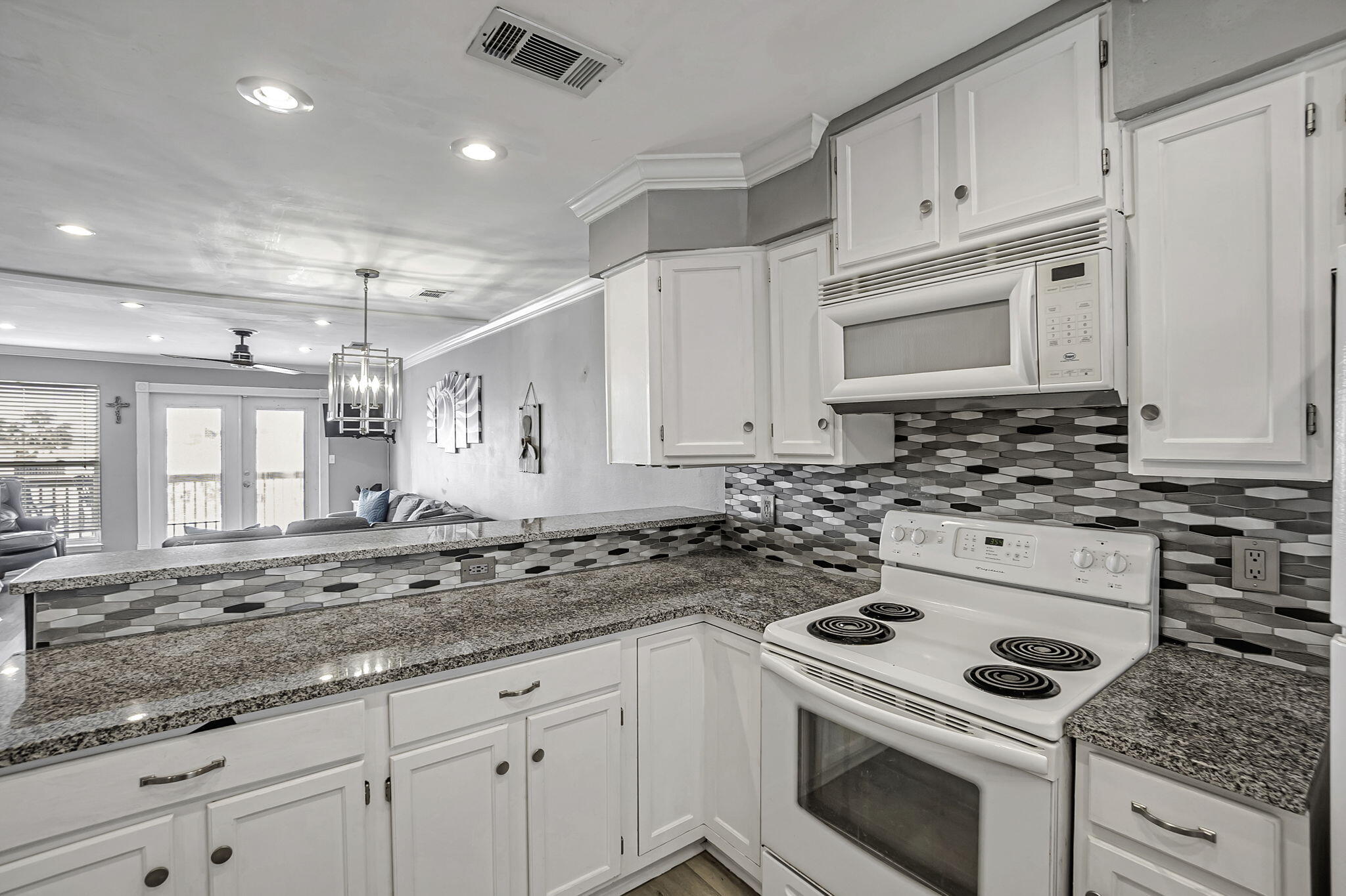 COMMODORES LANDING - Residential