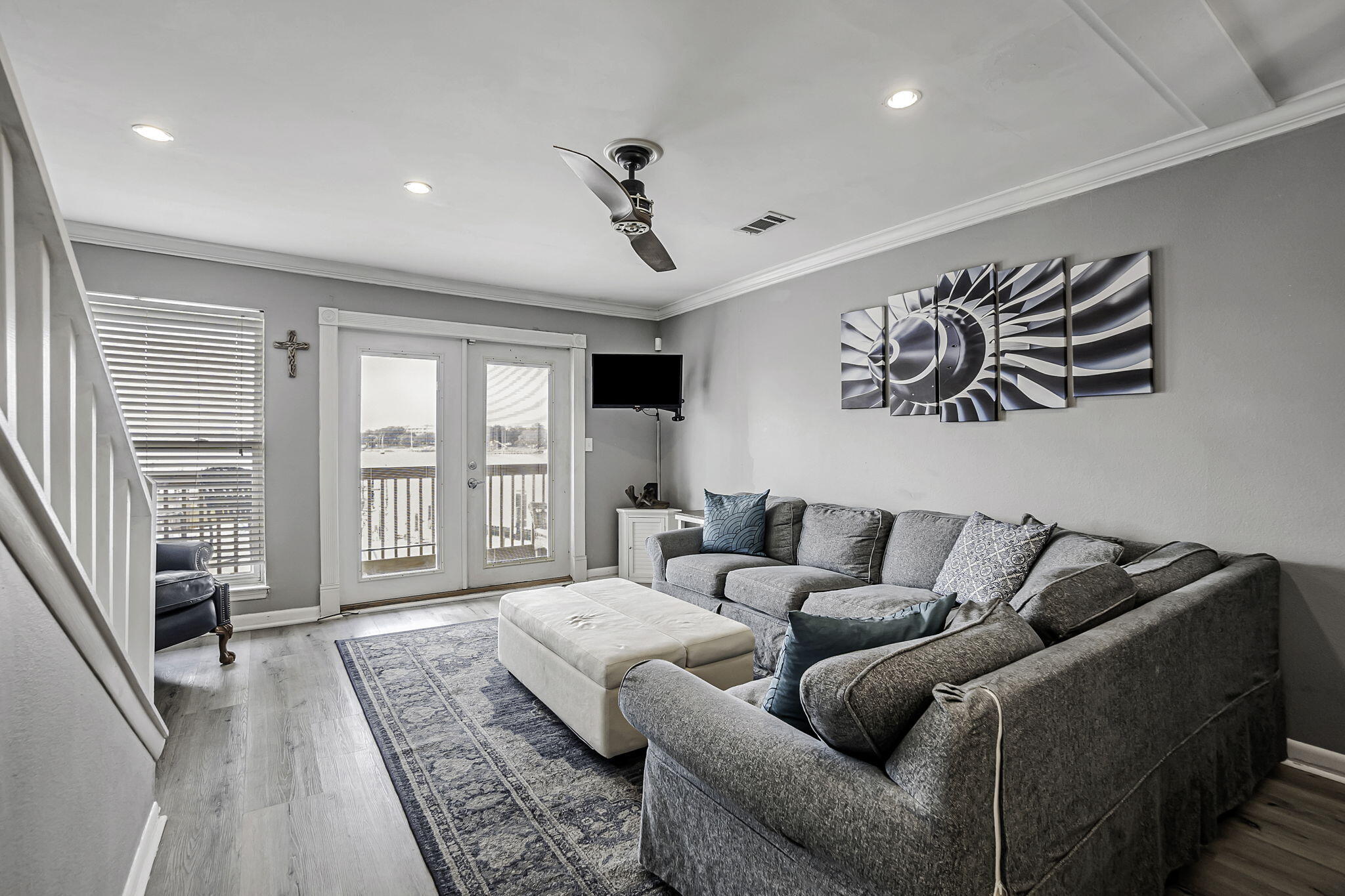 COMMODORES LANDING - Residential