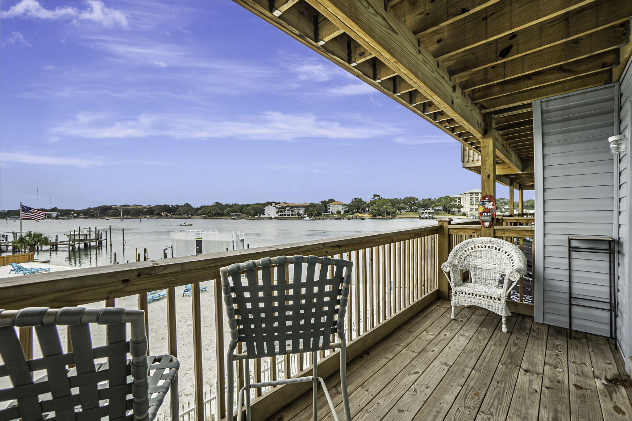 COMMODORES LANDING - Residential