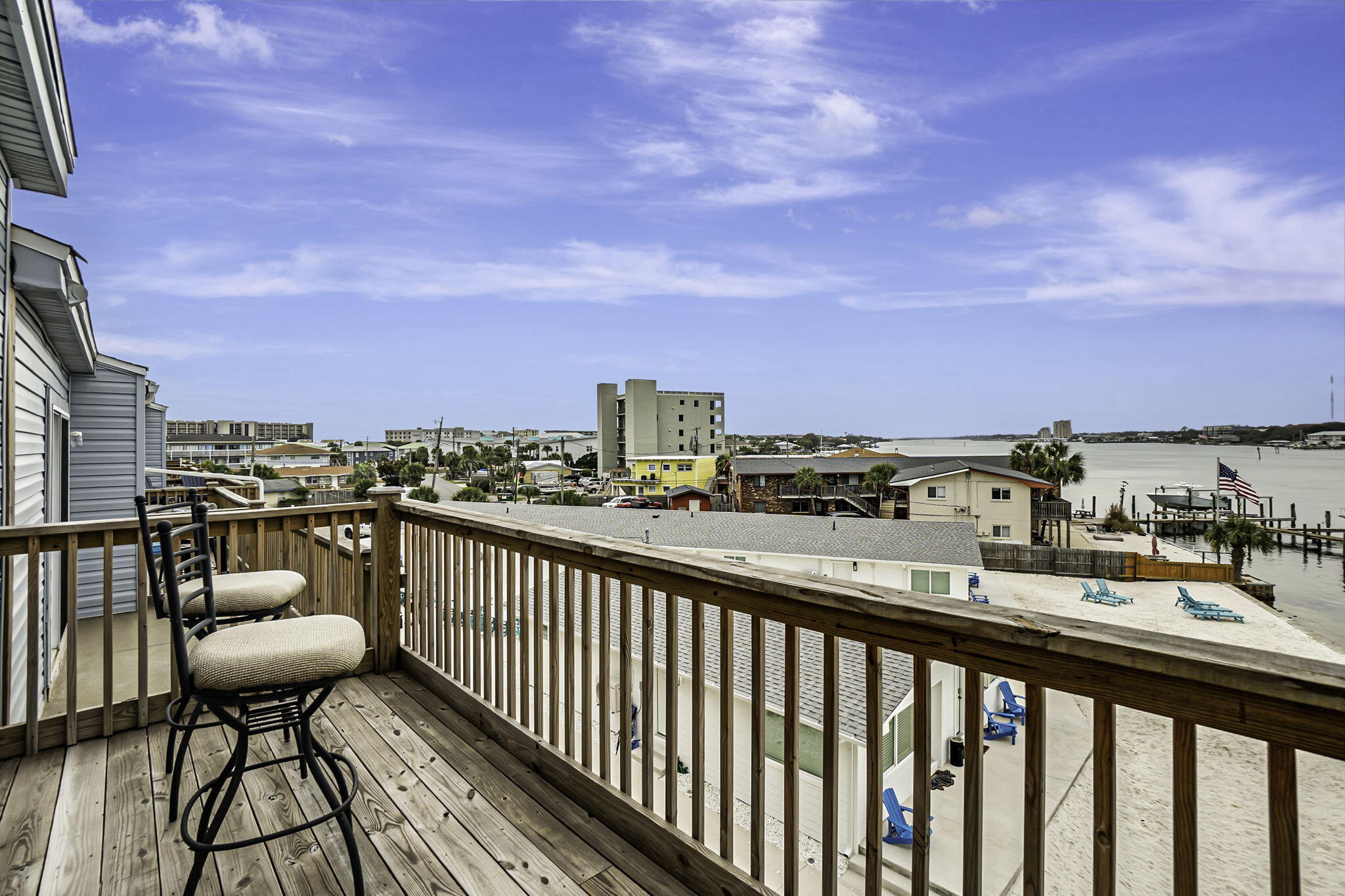COMMODORES LANDING - Residential