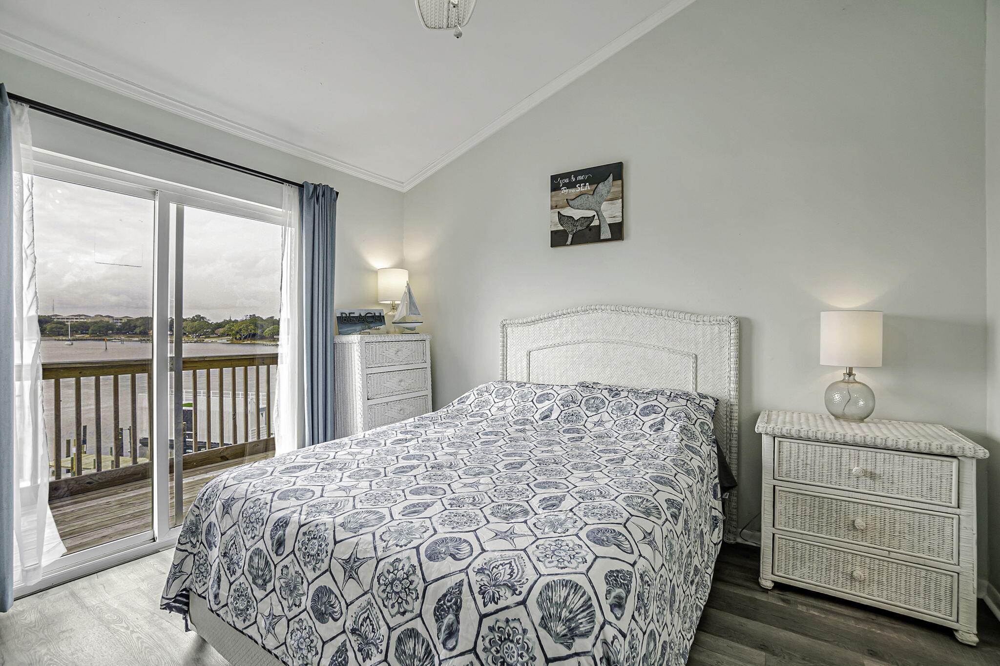 COMMODORES LANDING - Residential