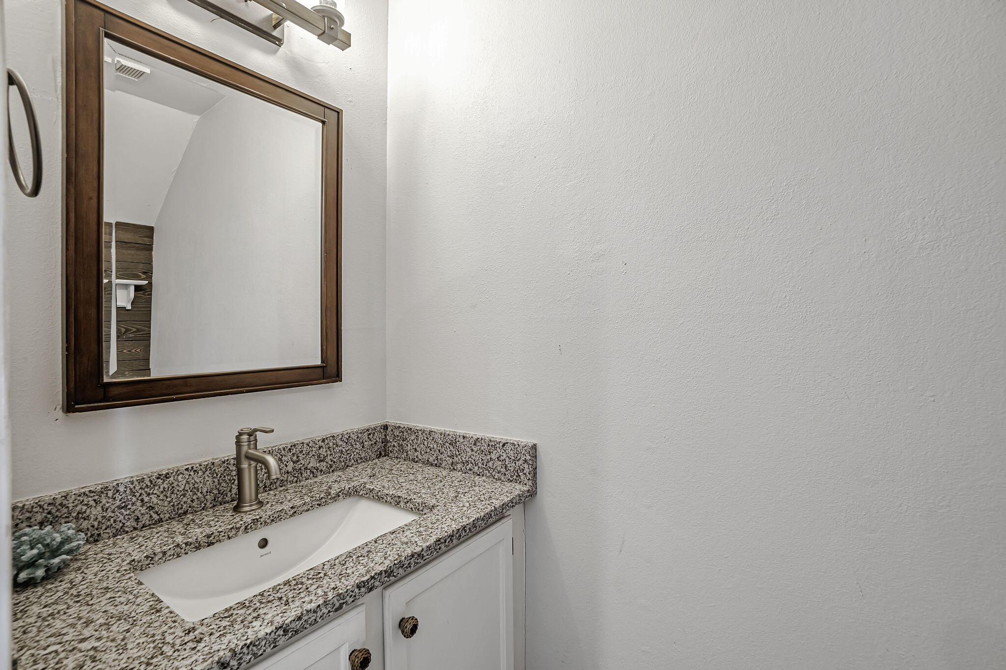 COMMODORES LANDING - Residential