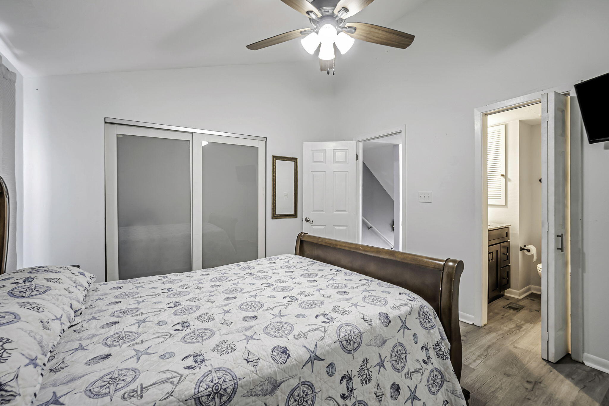 COMMODORES LANDING - Residential