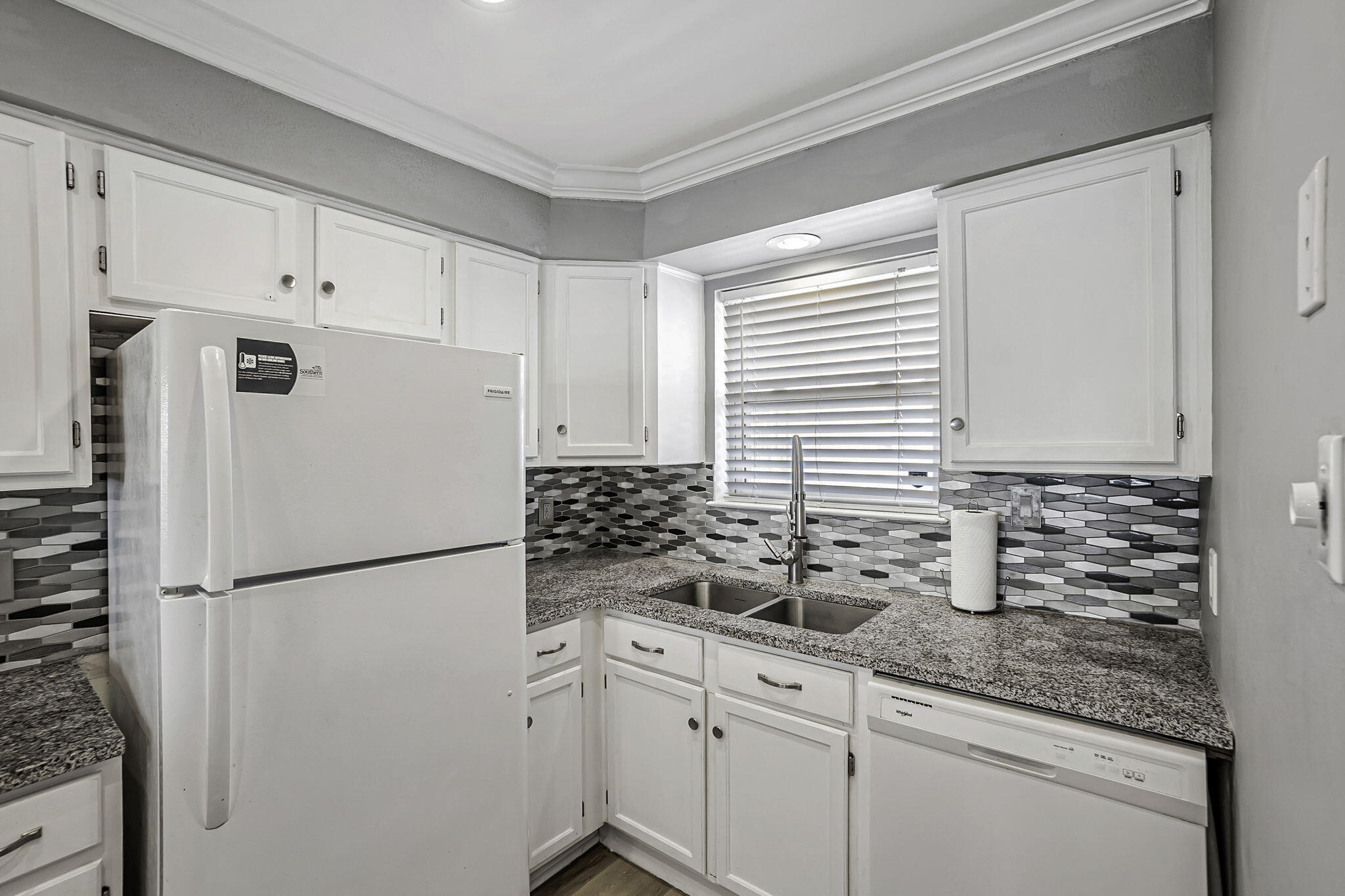 COMMODORES LANDING - Residential