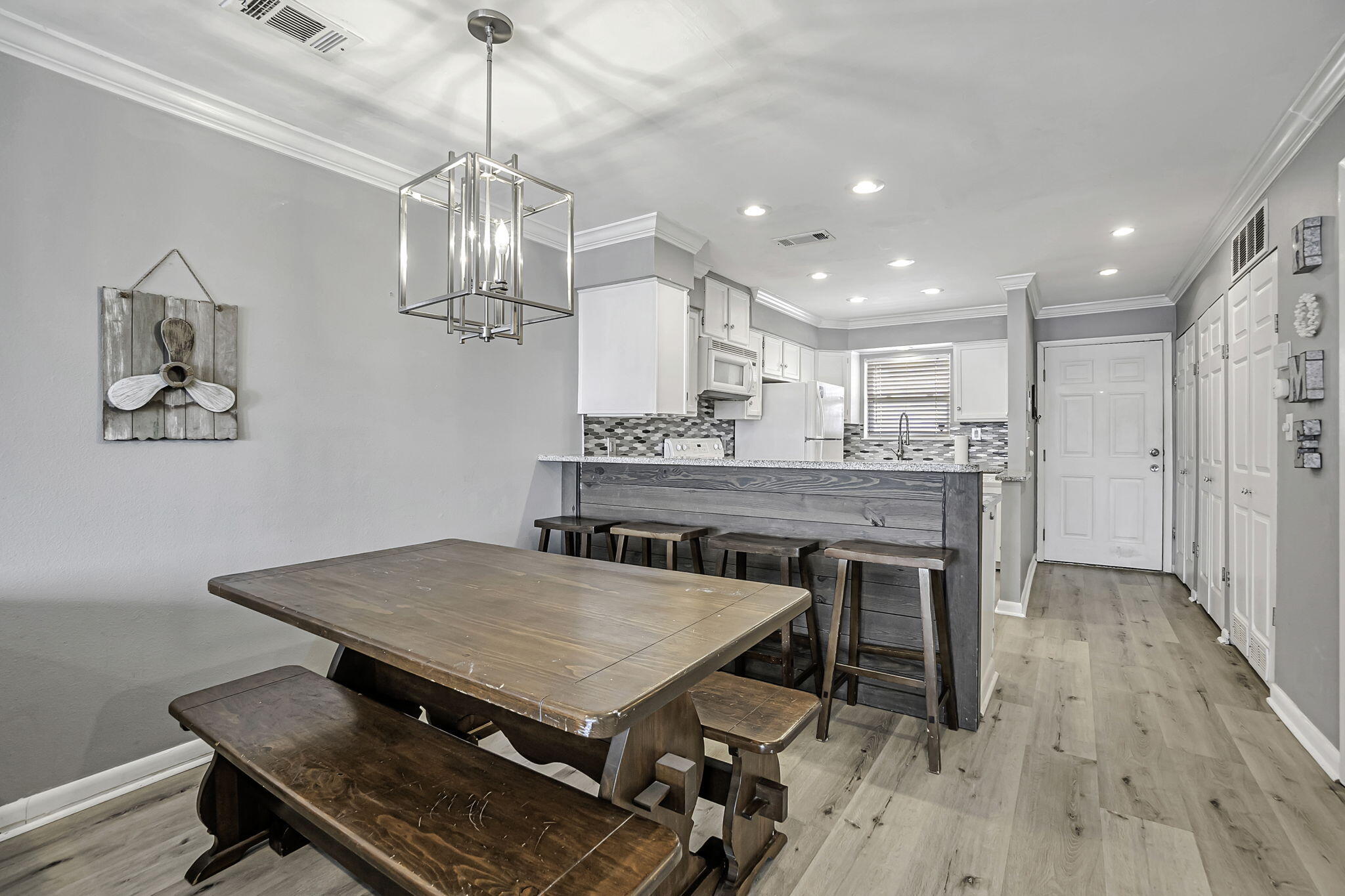 COMMODORES LANDING - Residential