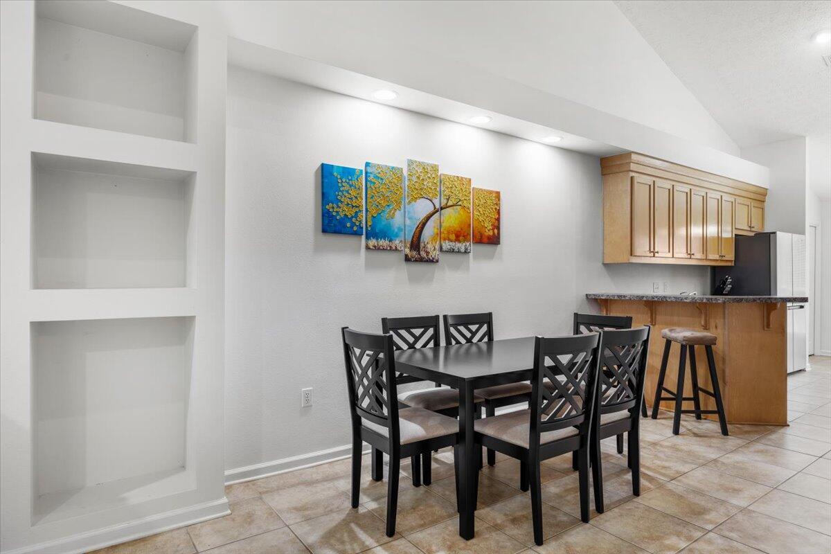 TIGER LAKE - Residential