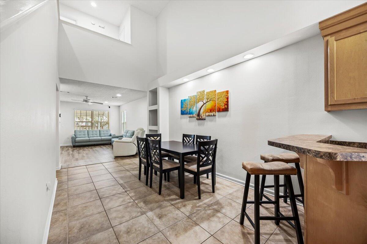 TIGER LAKE - Residential