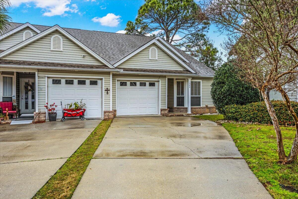 TIGER LAKE - Residential