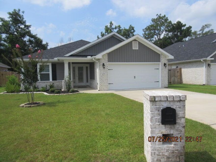 AVAILABLE NOW!!!  Stunning 1 year old home conveniently located to Eglin and Hurlburt AF bases.  9 ft. ceilings, Open floor plan with tile flooring thru out home.  Granite counter tops in kitchen and baths, Check out the kitchen with all stainless appliances, gorgeous cabinetry, and island.  3 bedroom, 2 bath but also has a 'flex' room that could be used as a 4th bedroom/office.
  This beauty is minutes from schools, golf, restaurants , shopping.  Check documents for floor plans.....
