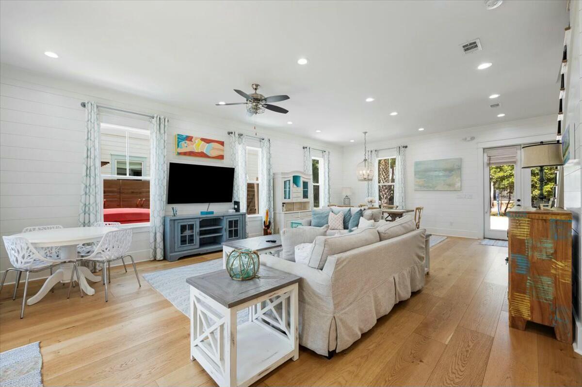 DALTON UNREC - Residential