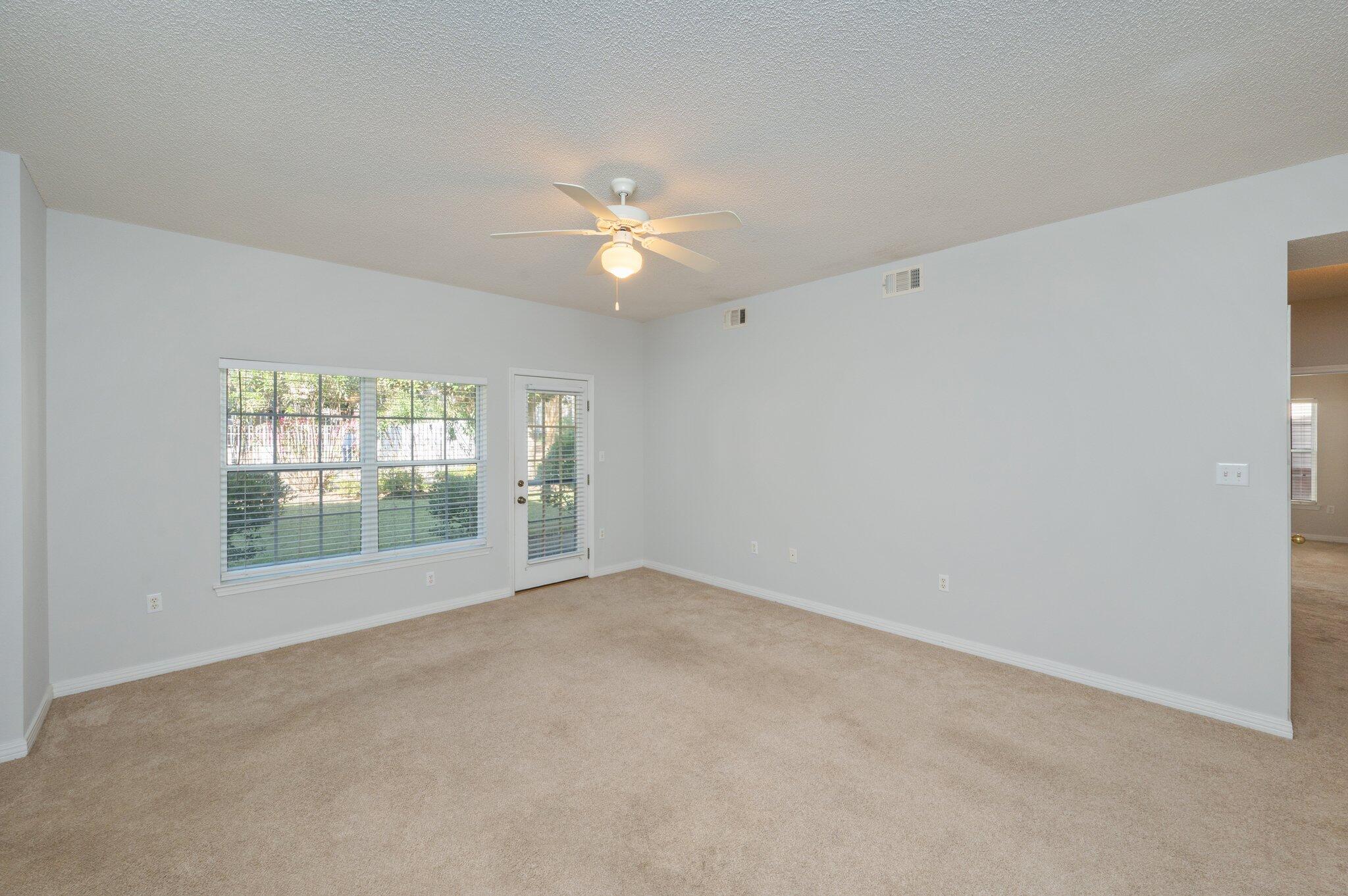 THE OAKS AT NICEVILLE - Residential Lease
