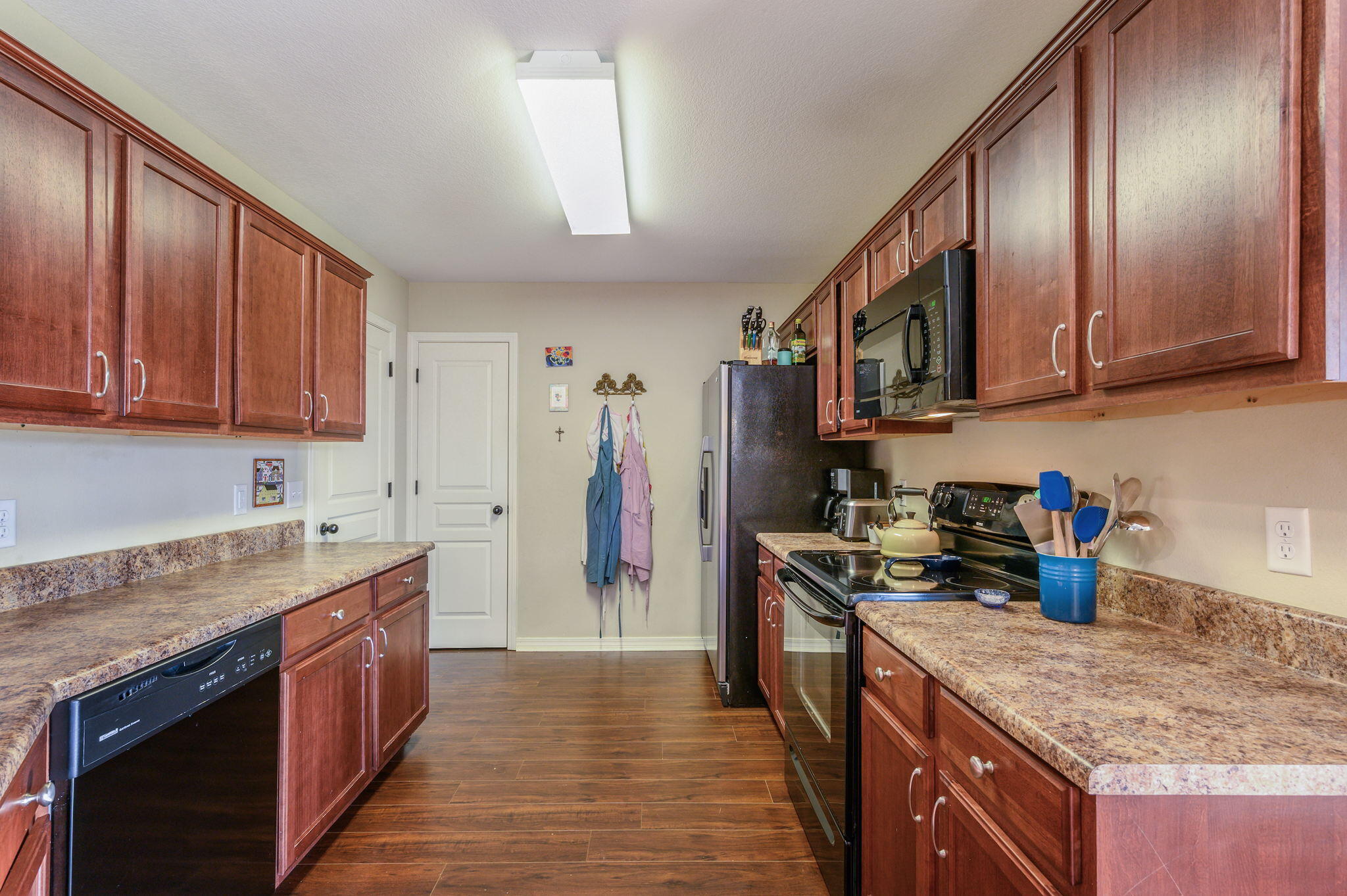 HUNTERS RIDGE - Residential