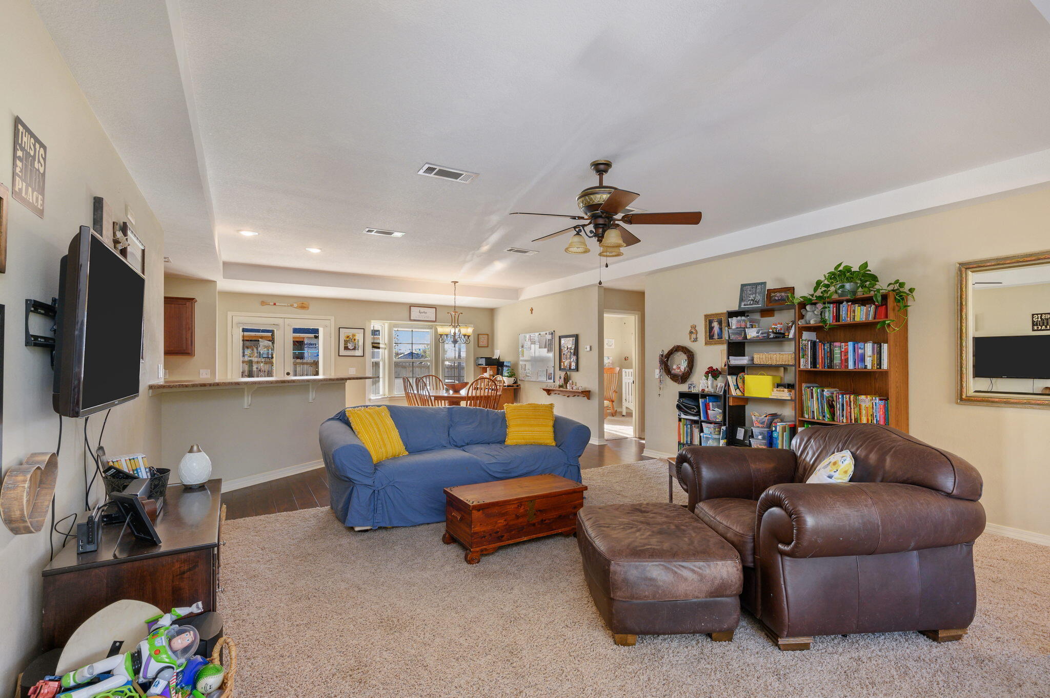 HUNTERS RIDGE - Residential