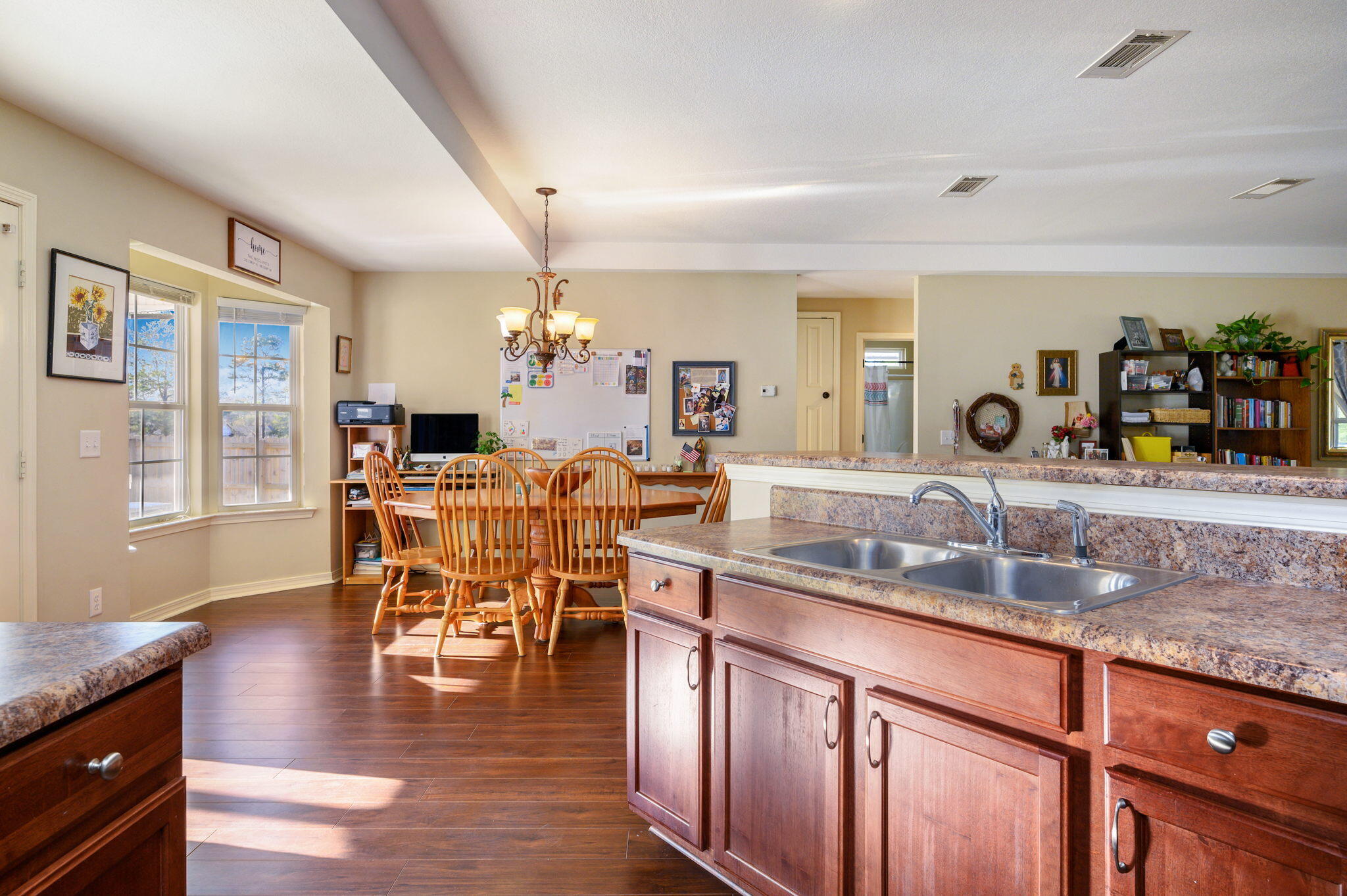 HUNTERS RIDGE - Residential