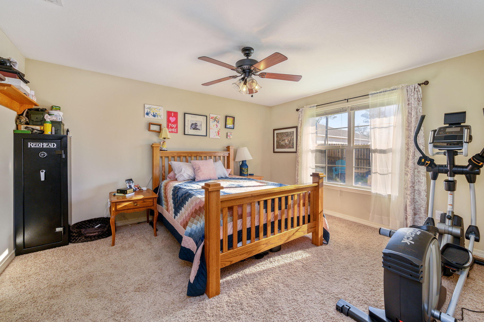 HUNTERS RIDGE - Residential