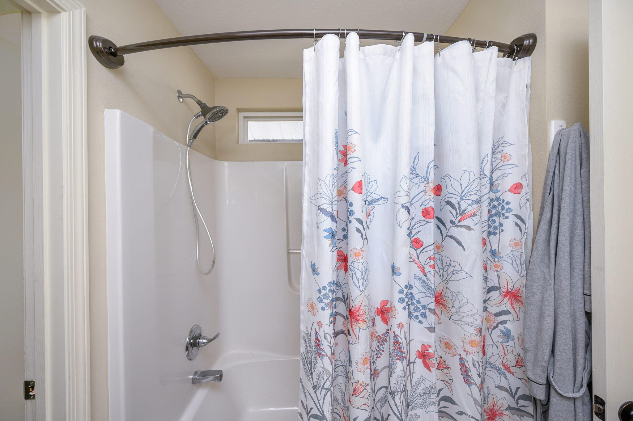 HUNTERS RIDGE - Residential