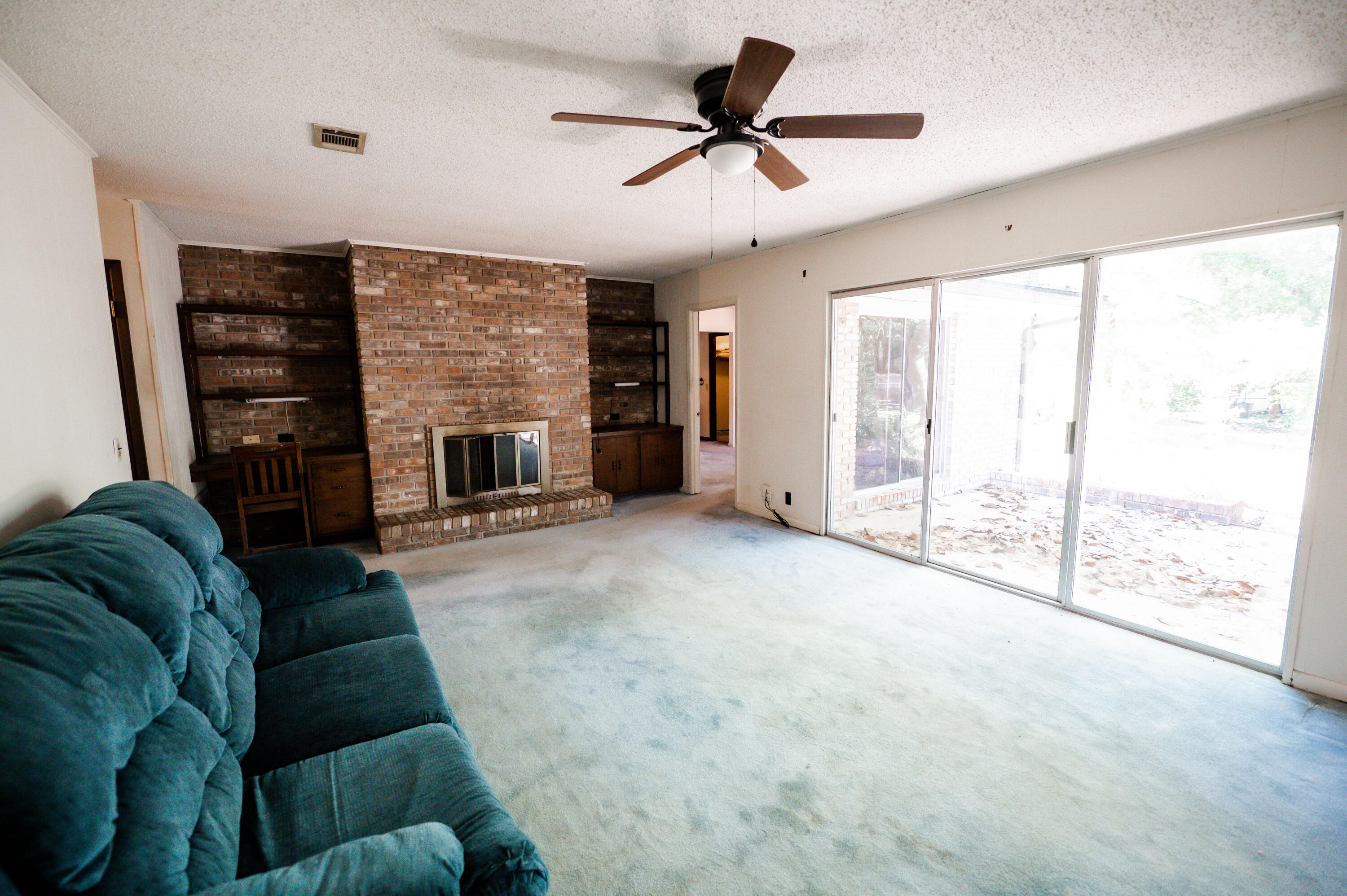 EDGEWATER VILLAGE - Residential