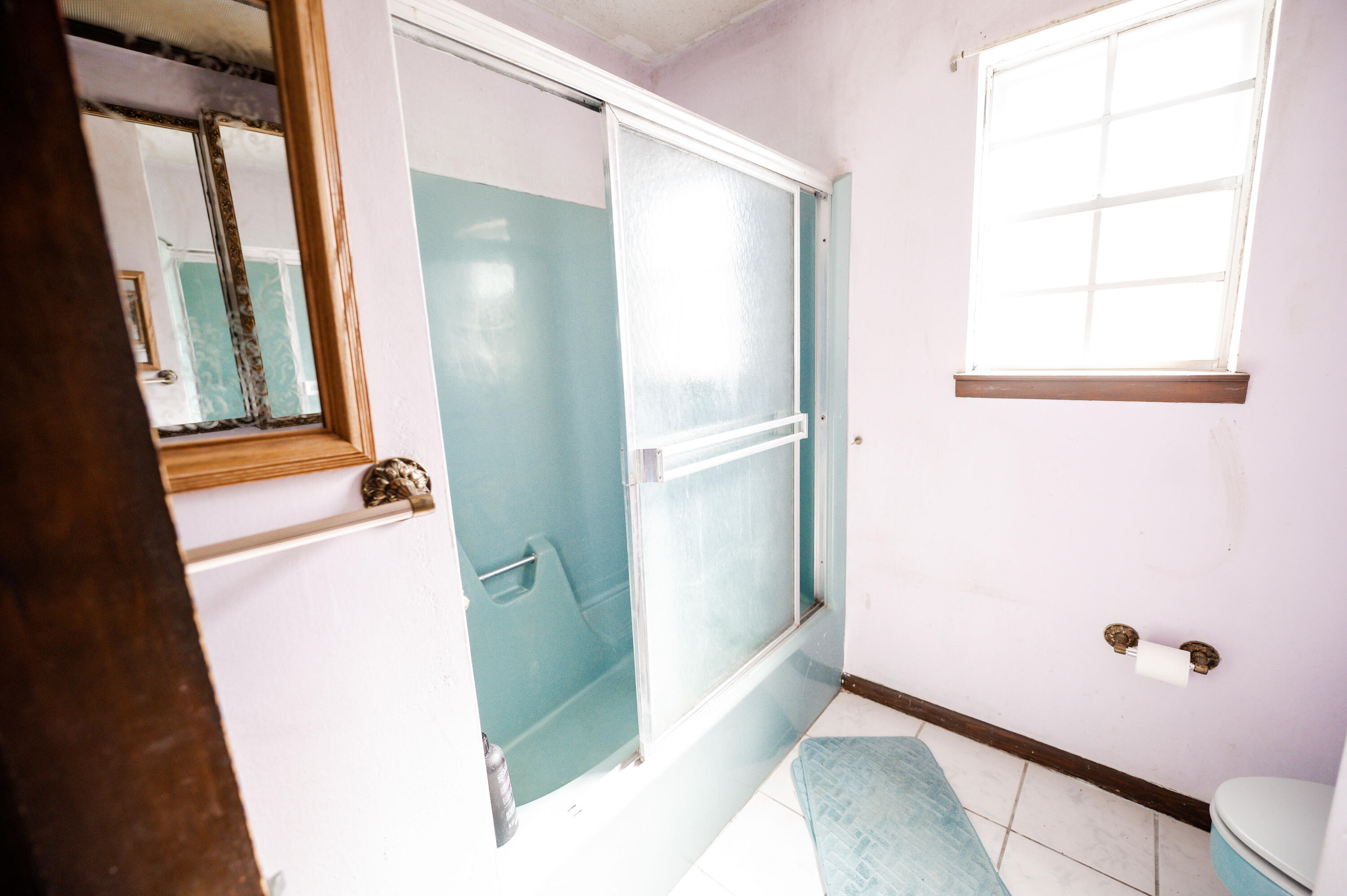 EDGEWATER VILLAGE - Residential