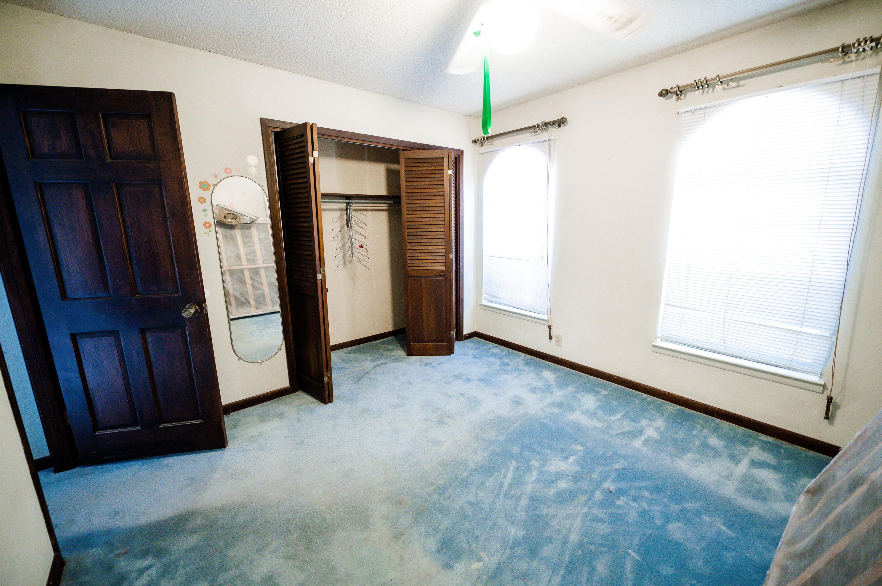 EDGEWATER VILLAGE - Residential