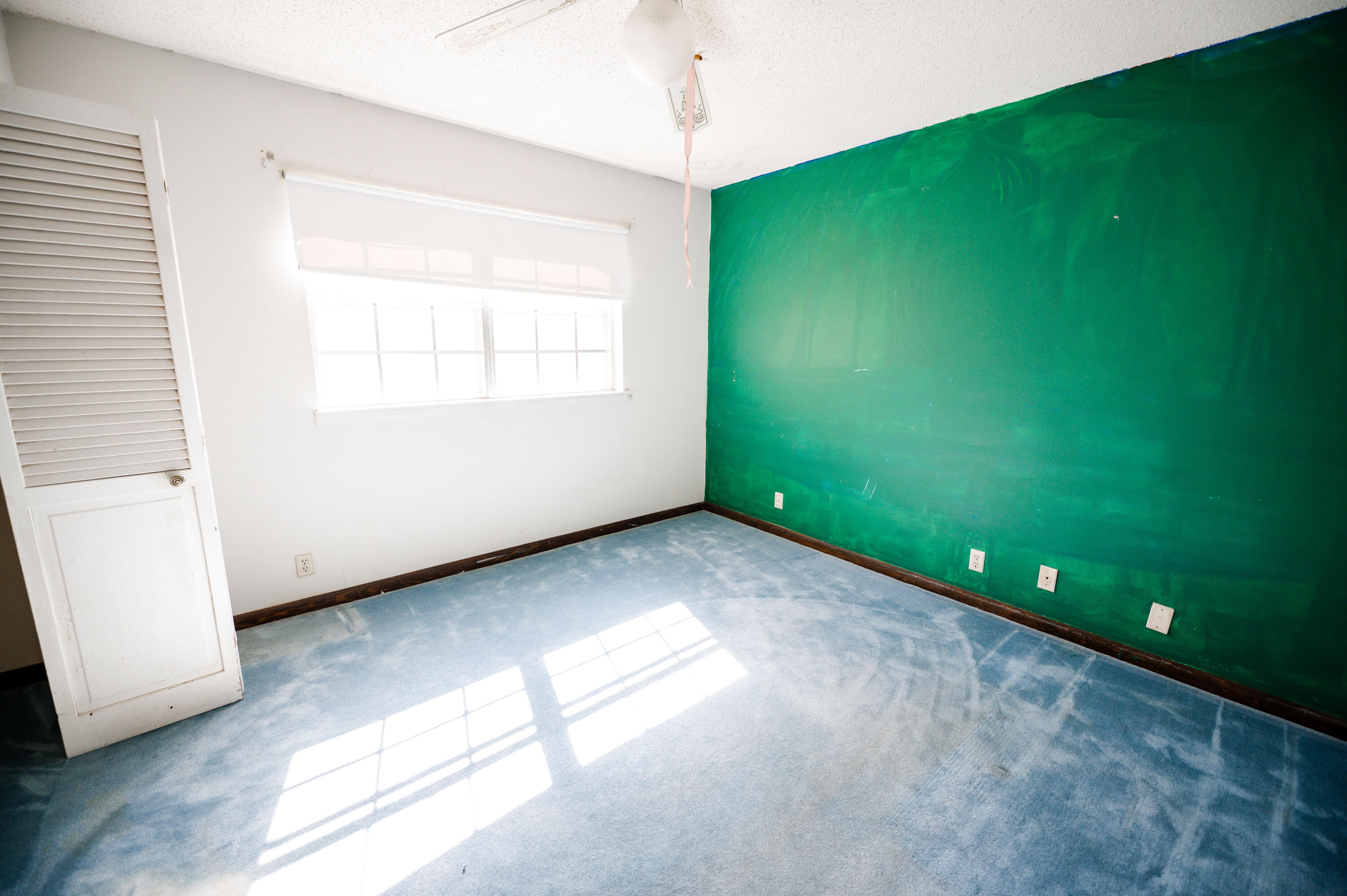 EDGEWATER VILLAGE - Residential