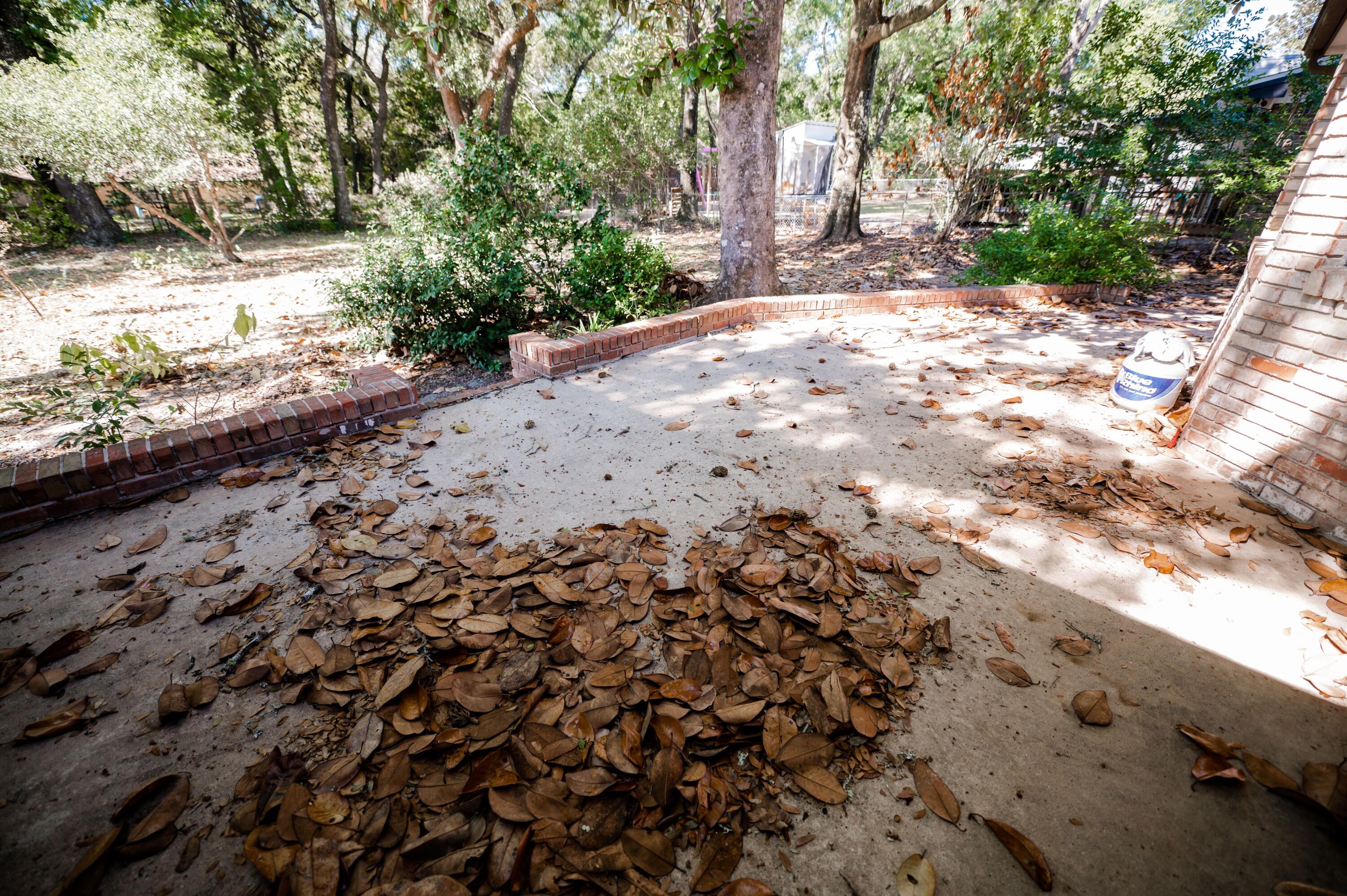 EDGEWATER VILLAGE - Residential