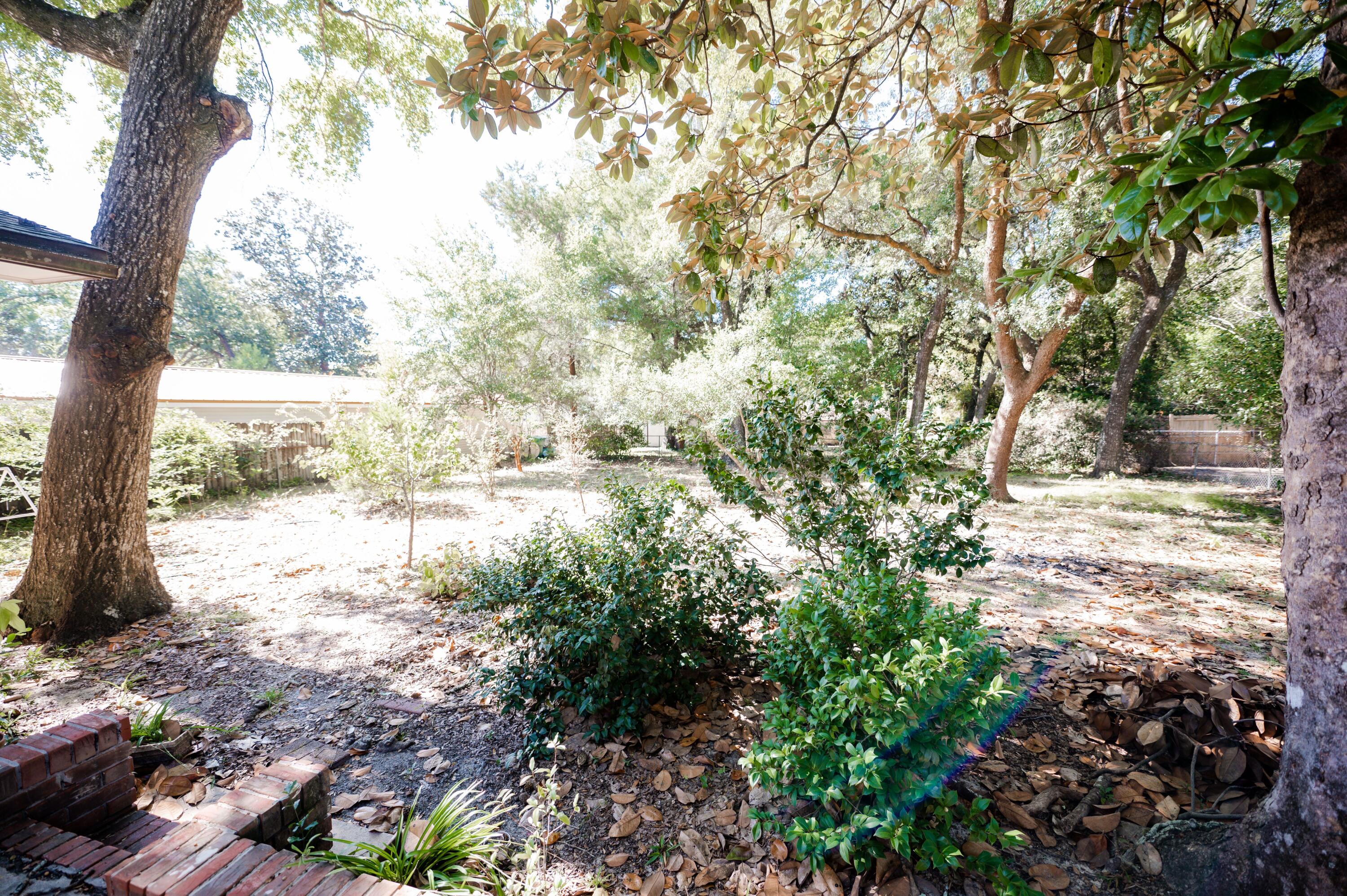 EDGEWATER VILLAGE - Residential