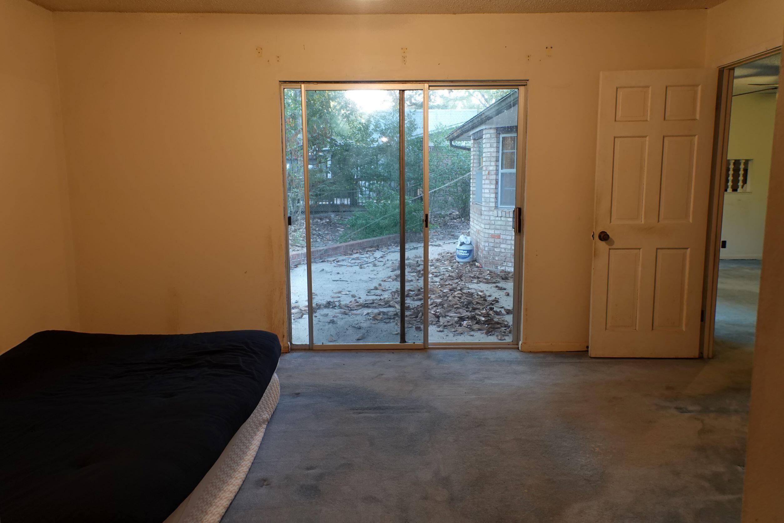 EDGEWATER VILLAGE - Residential