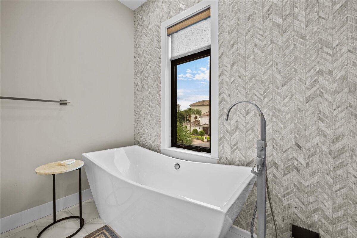 AVALON BEACH ESTATES - Residential Lease