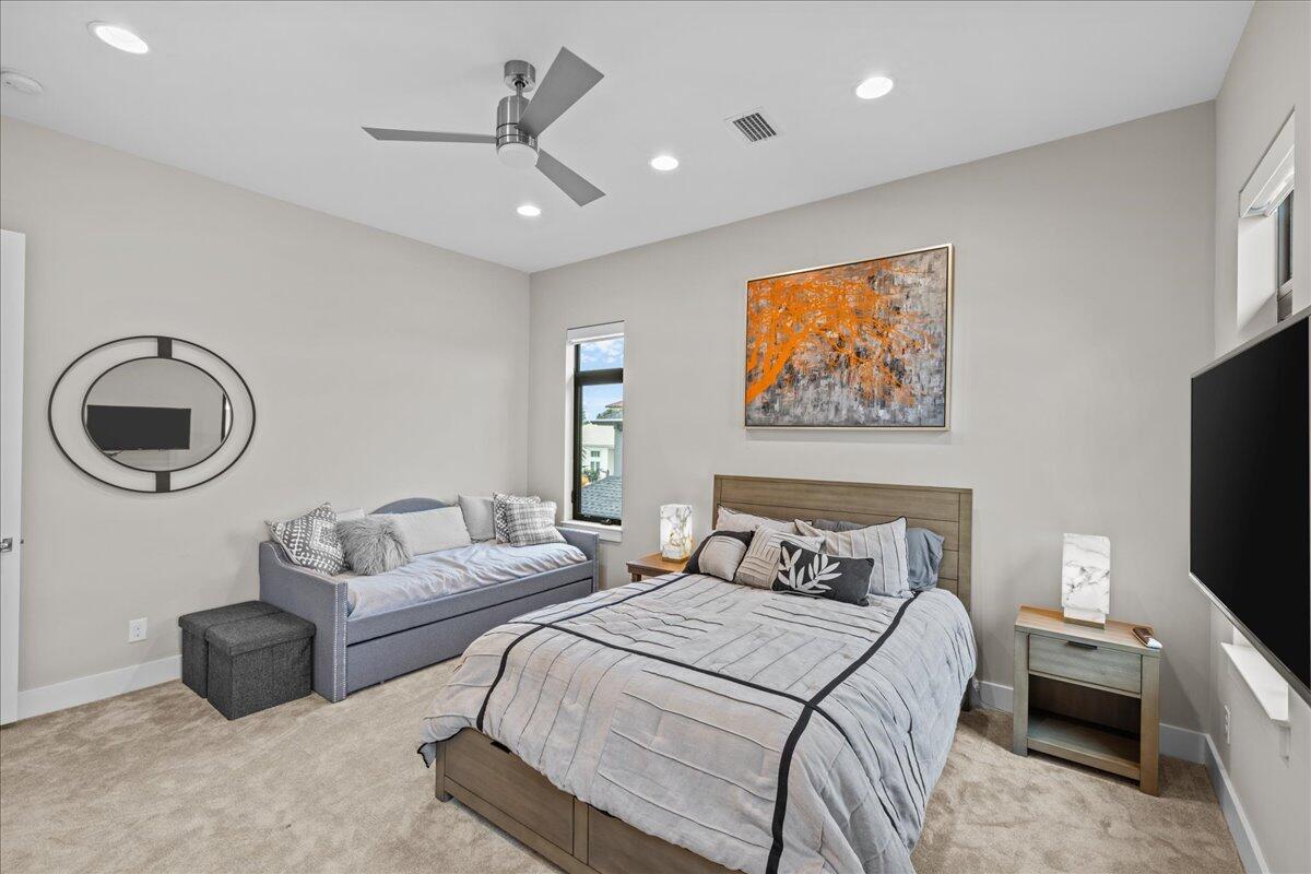 AVALON BEACH ESTATES - Residential Lease