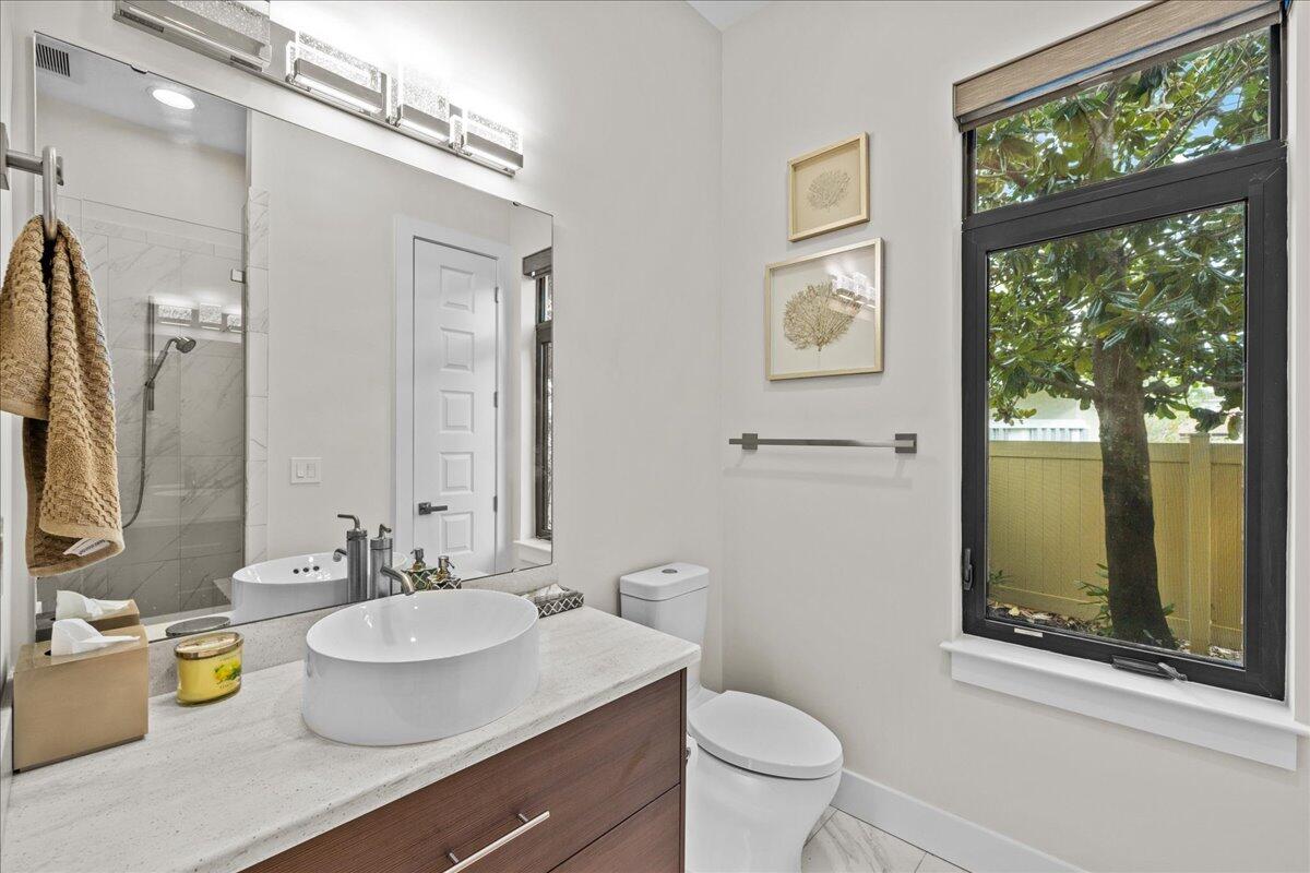 AVALON BEACH ESTATES - Residential Lease