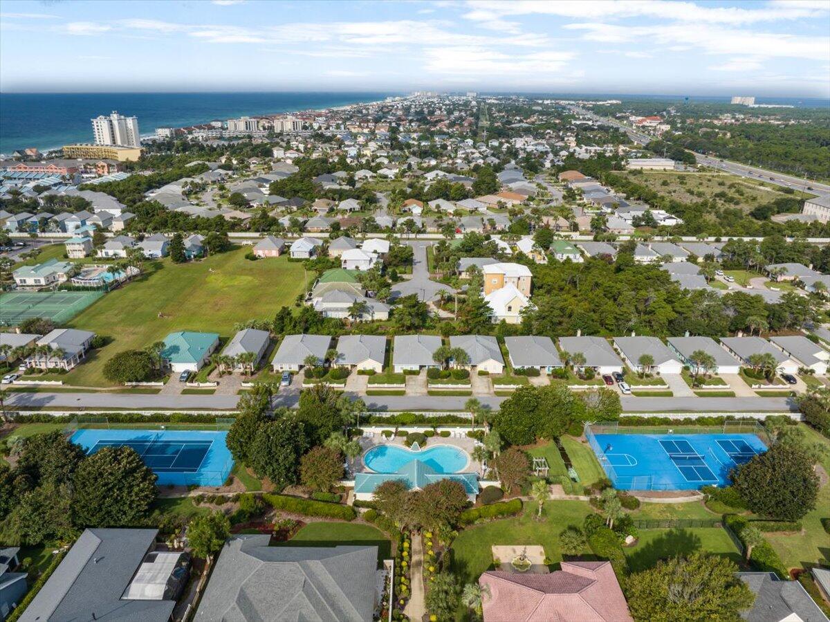AVALON BEACH ESTATES - Residential Lease