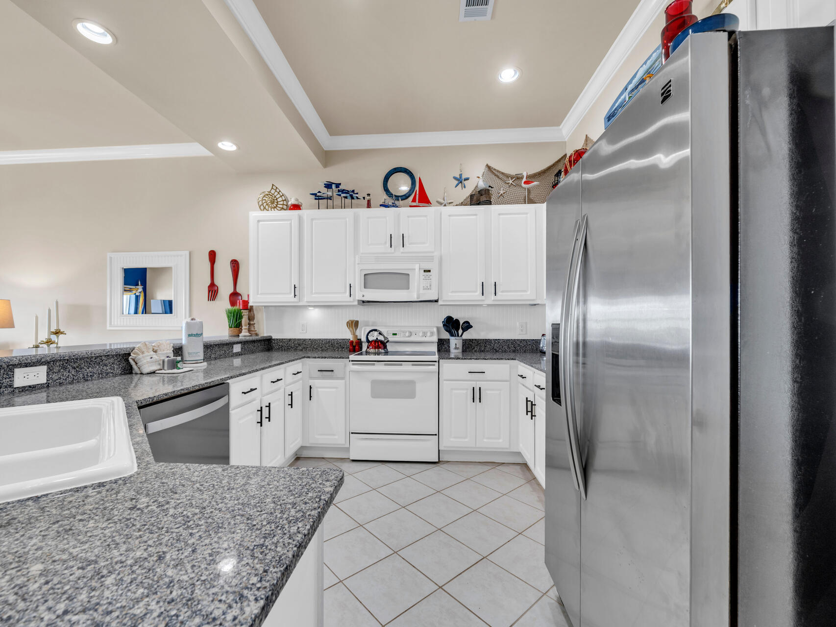 PAVILION PALMS - Residential