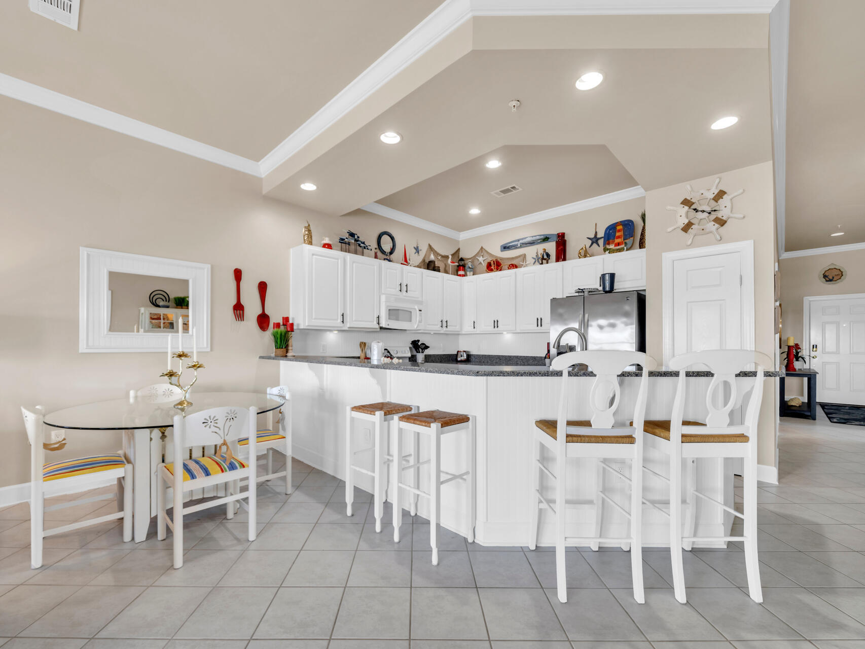 PAVILION PALMS - Residential
