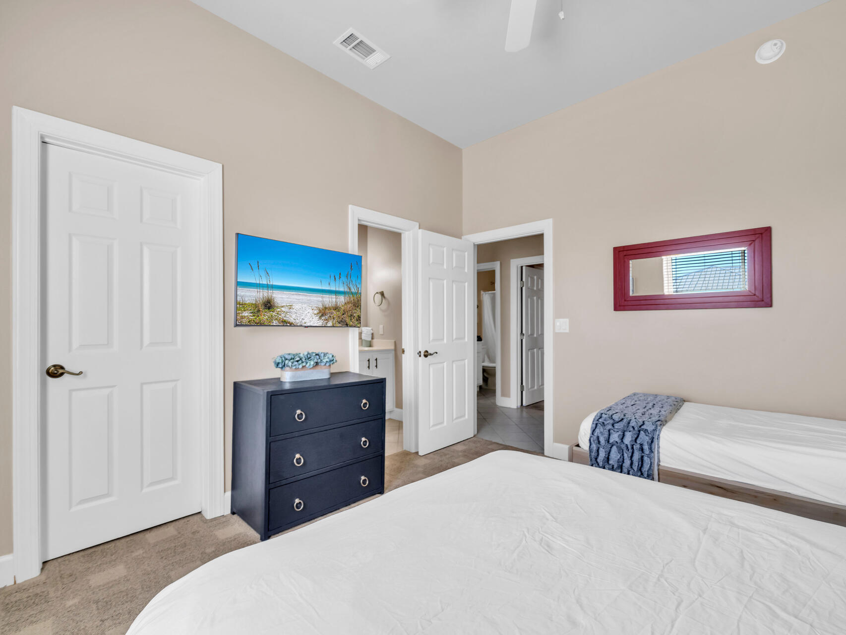 PAVILION PALMS - Residential