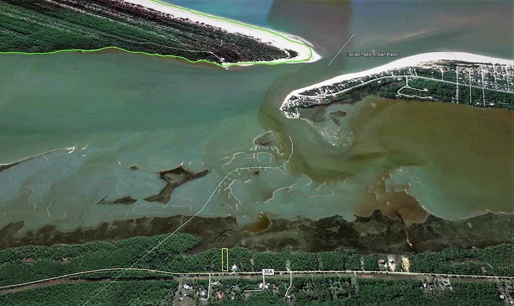 NO RECORDED SUBDIVISION - Land