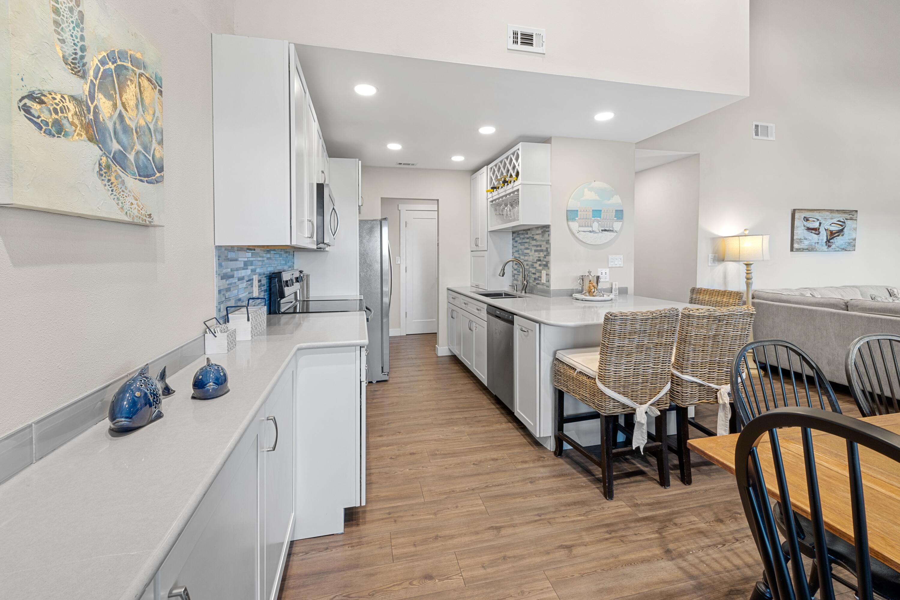 SEASCAPE CONDO GARDEN VILLA - Residential