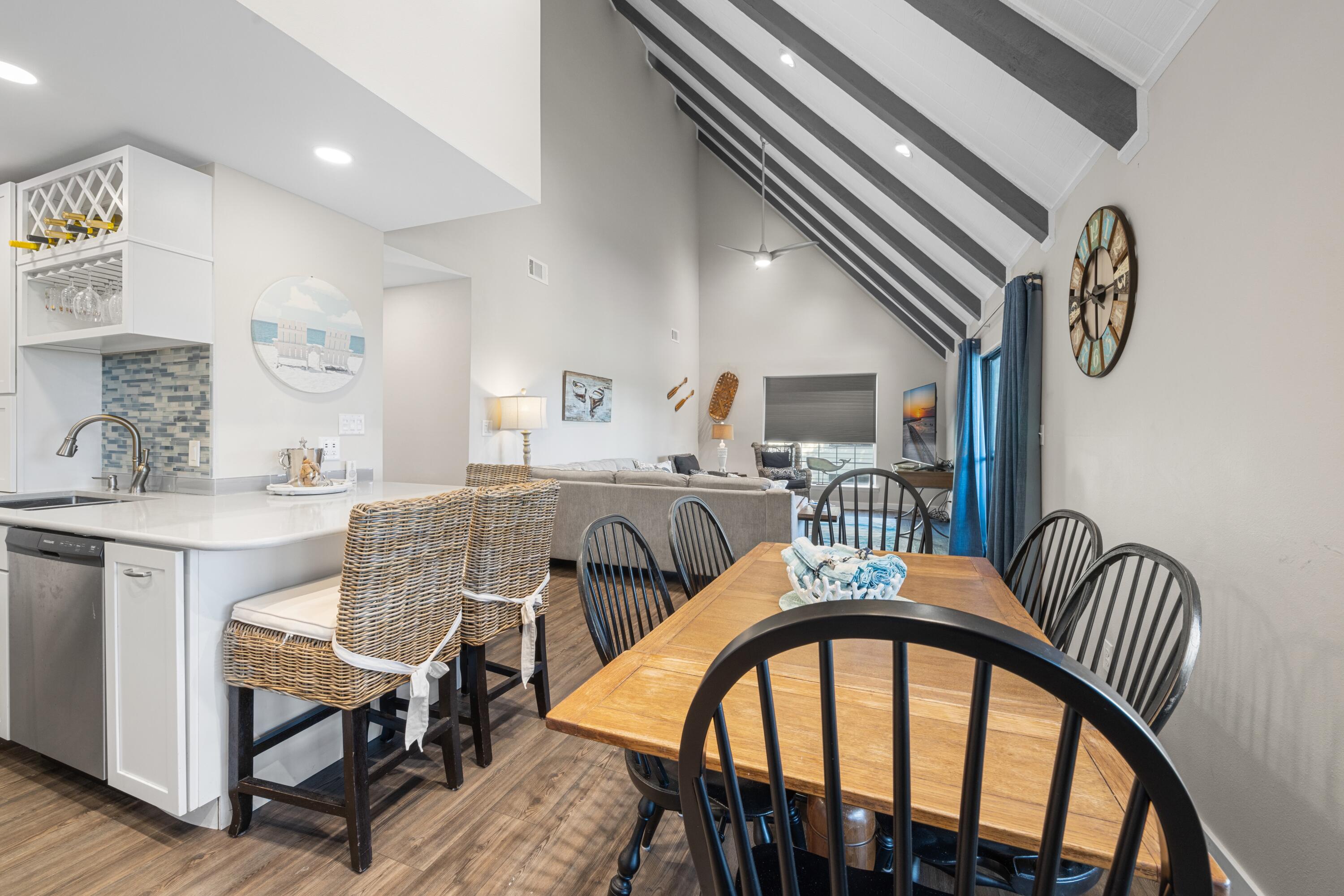 SEASCAPE CONDO GARDEN VILLA - Residential