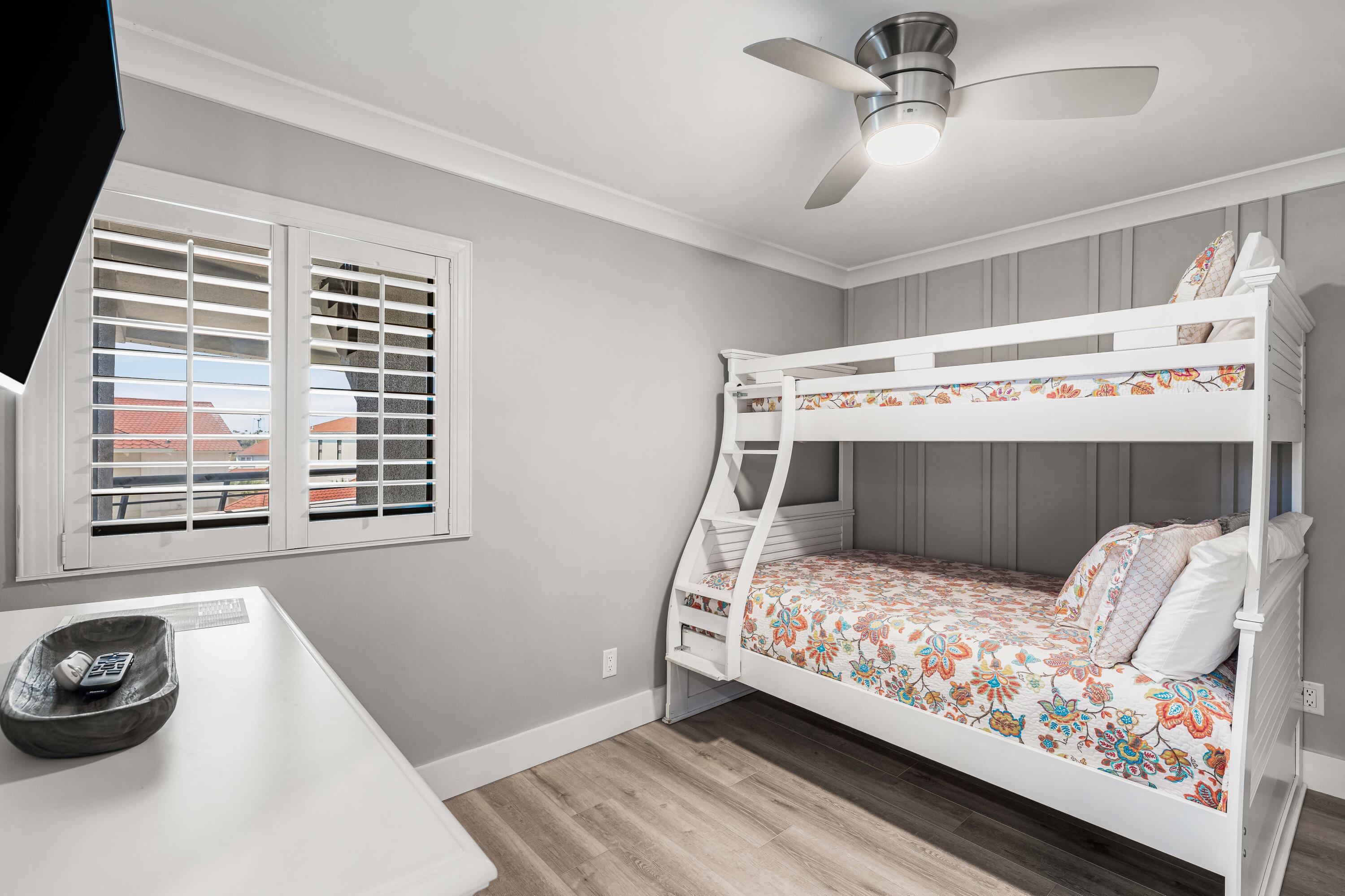 EDGEWATER BEACH CONDO PH 1 - Residential