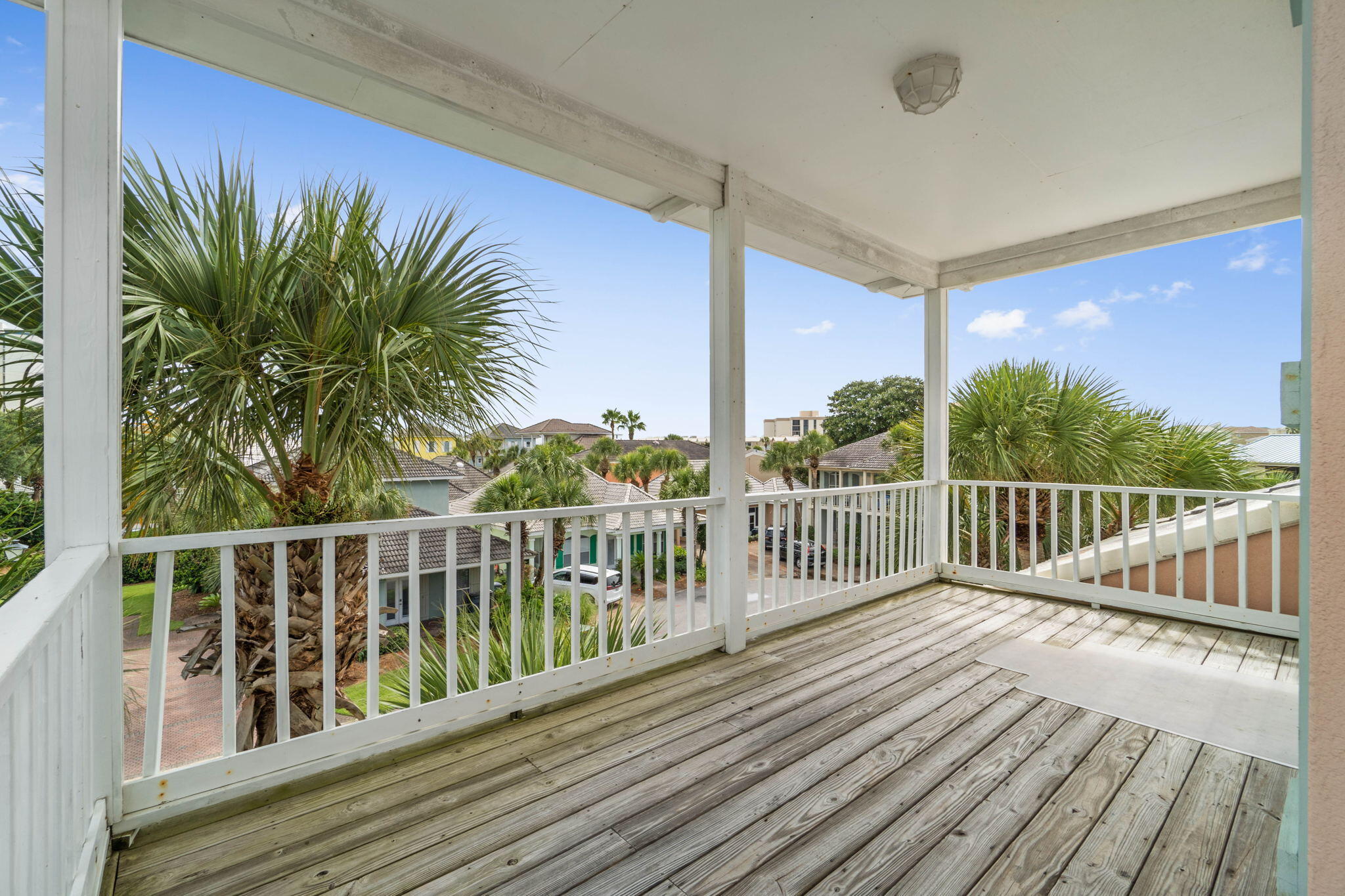 EMERALD SHORES OF WALTON - Residential