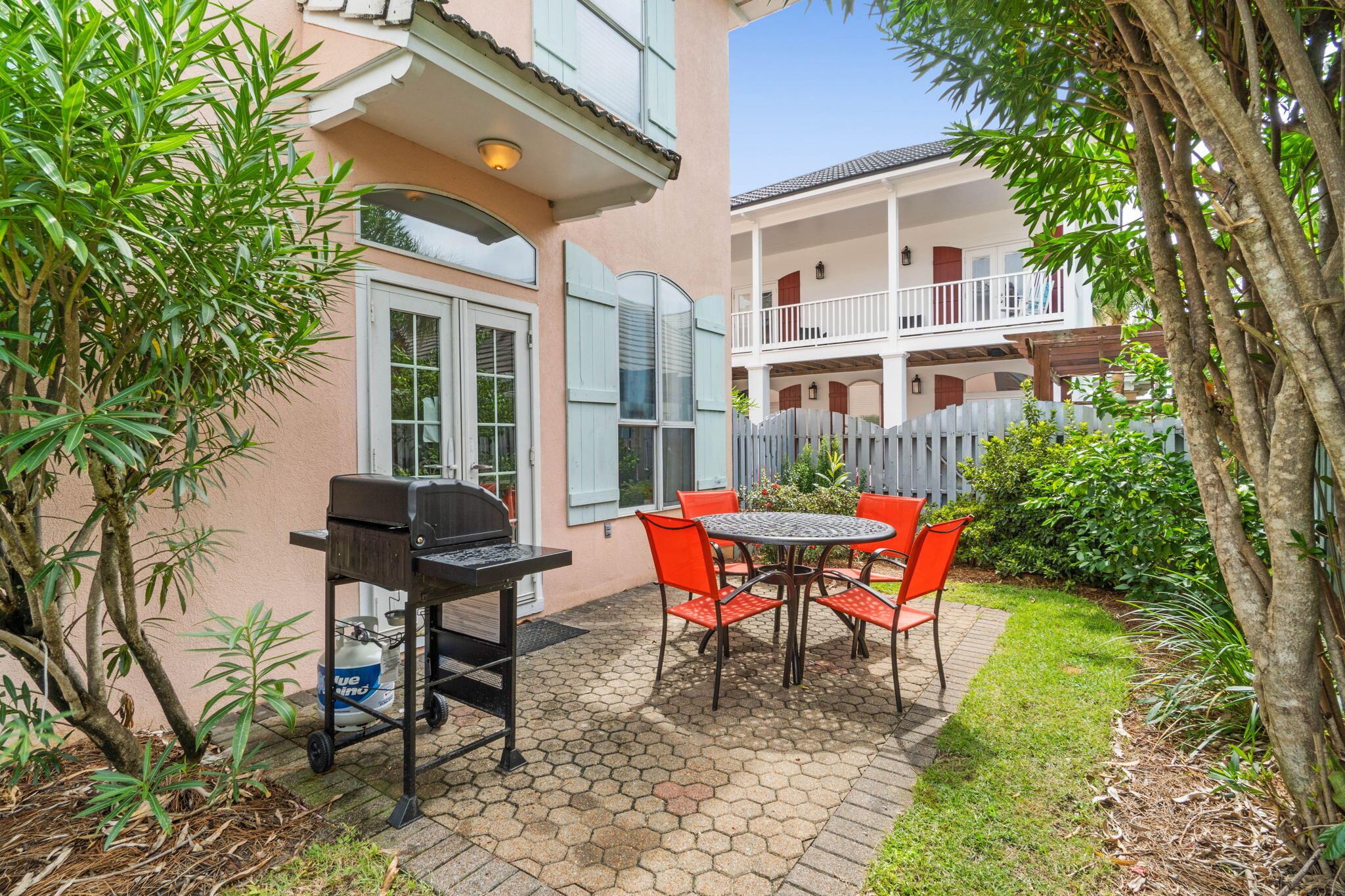 EMERALD SHORES OF WALTON - Residential