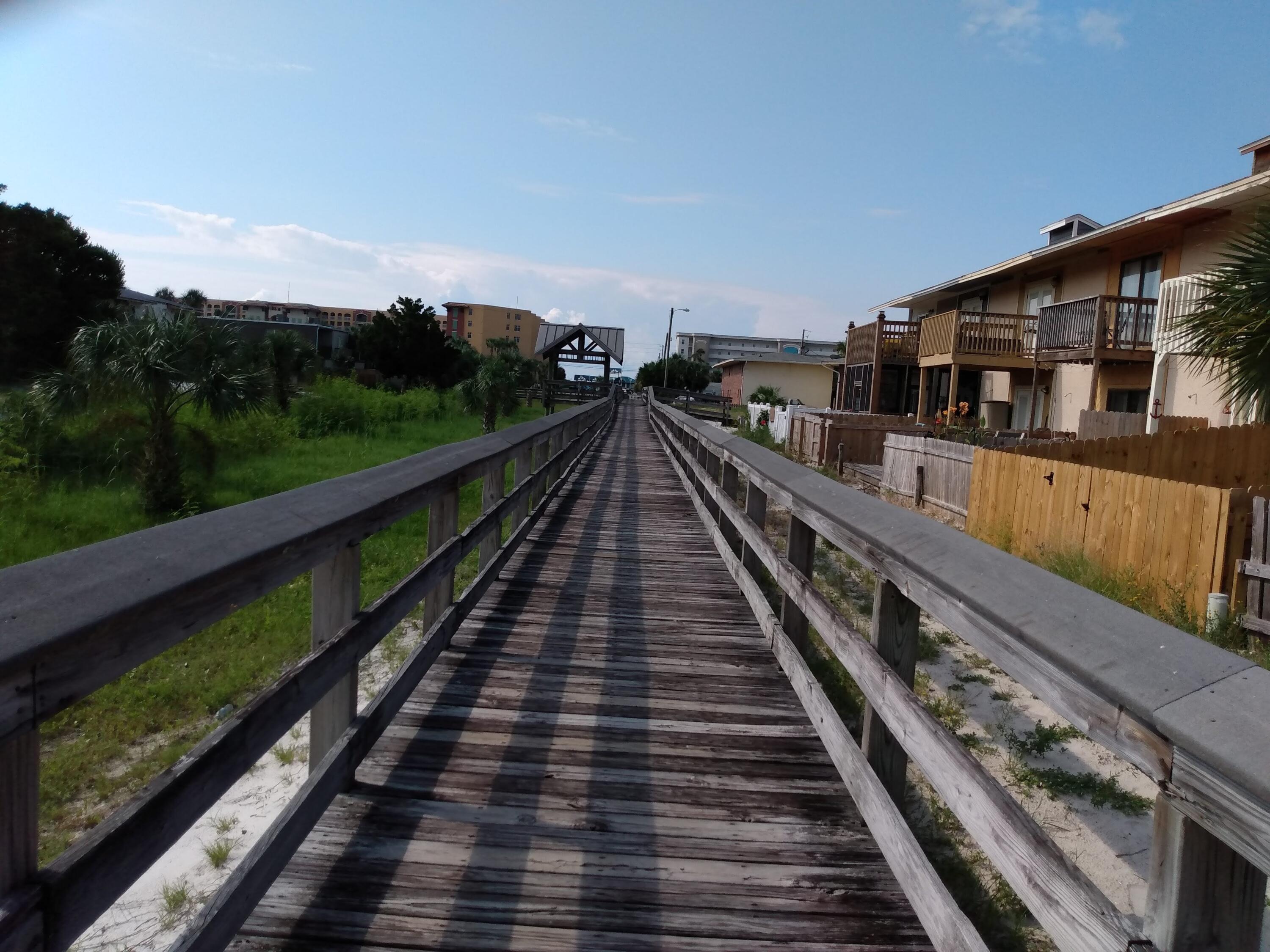 BREAKERS WEST - Residential