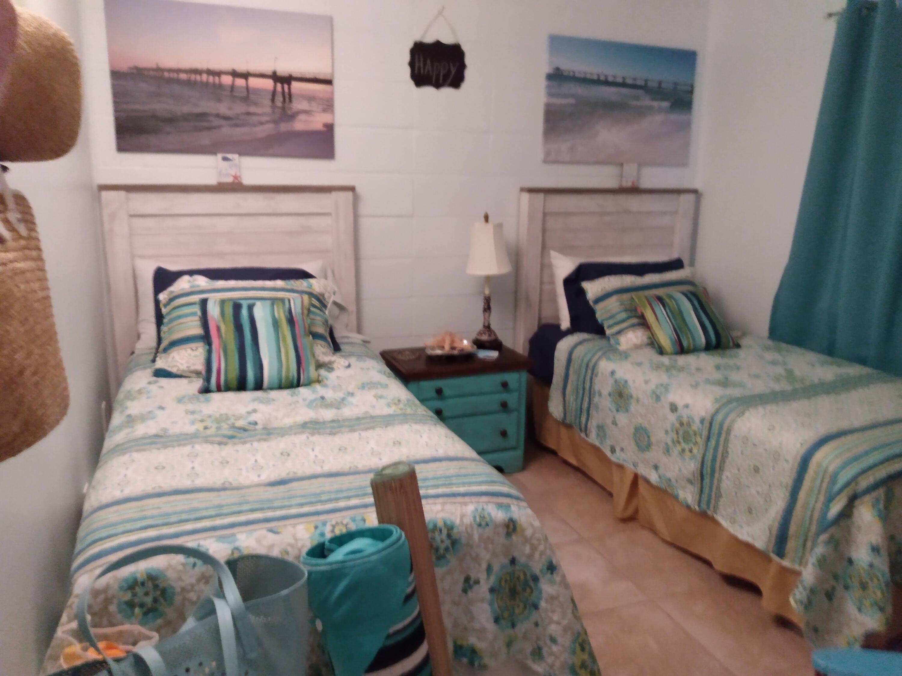 BREAKERS WEST - Residential