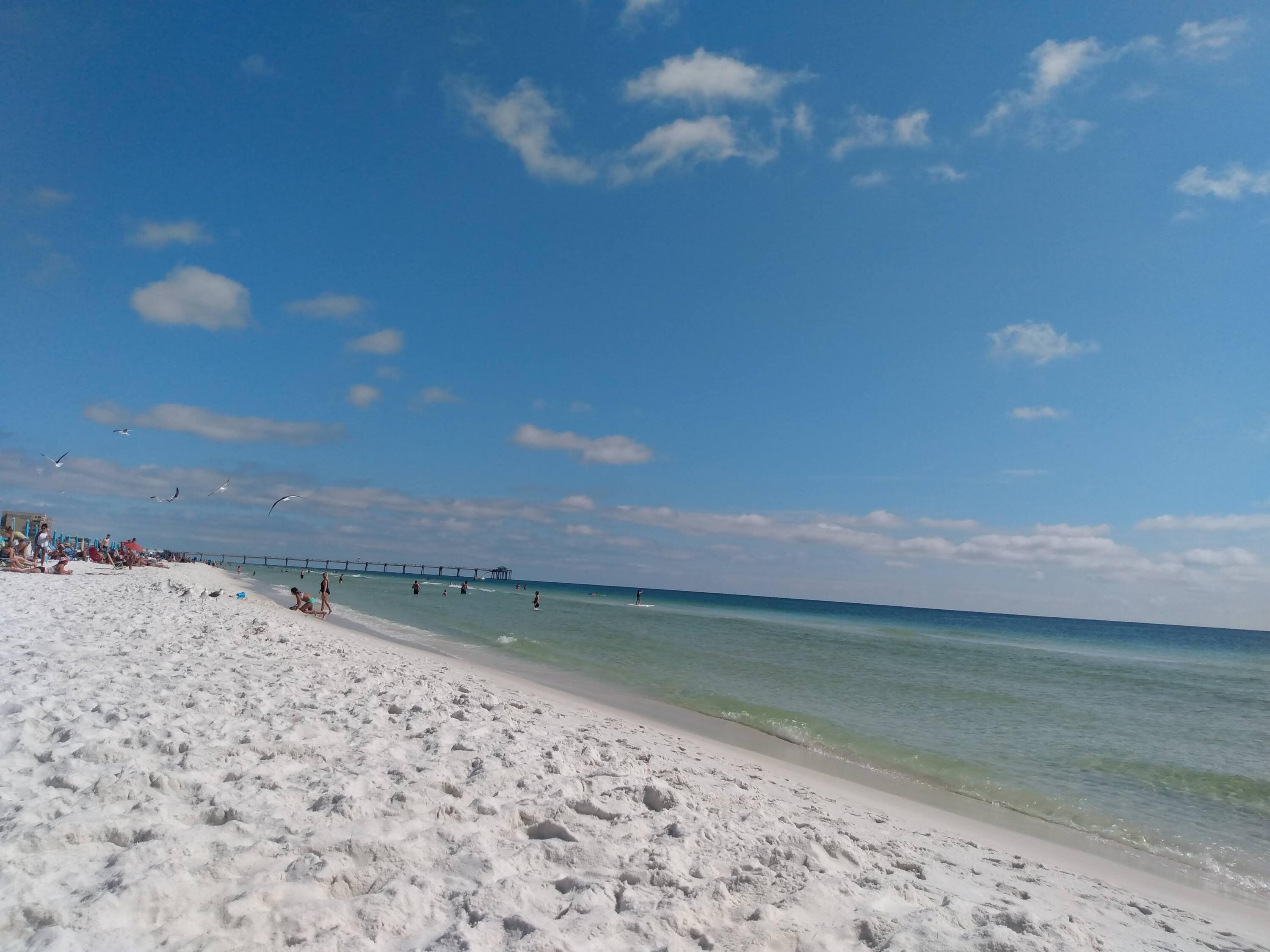 BREAKERS WEST - Residential