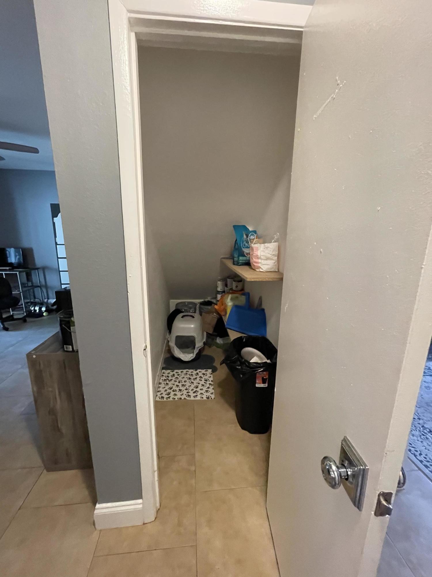 VALENCIA ARMS - Residential