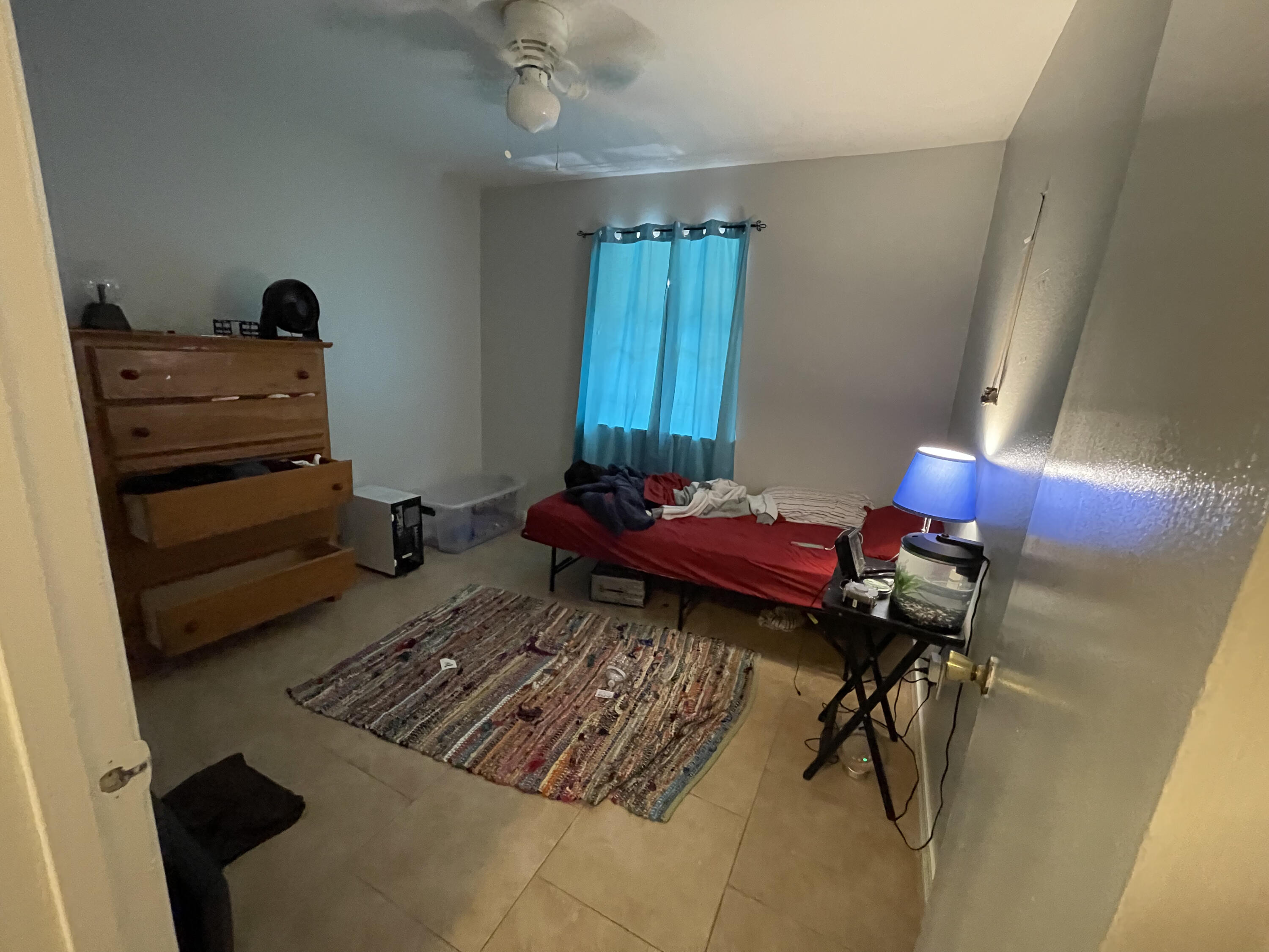 VALENCIA ARMS - Residential