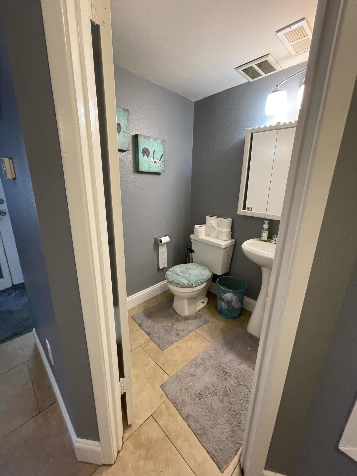 VALENCIA ARMS - Residential