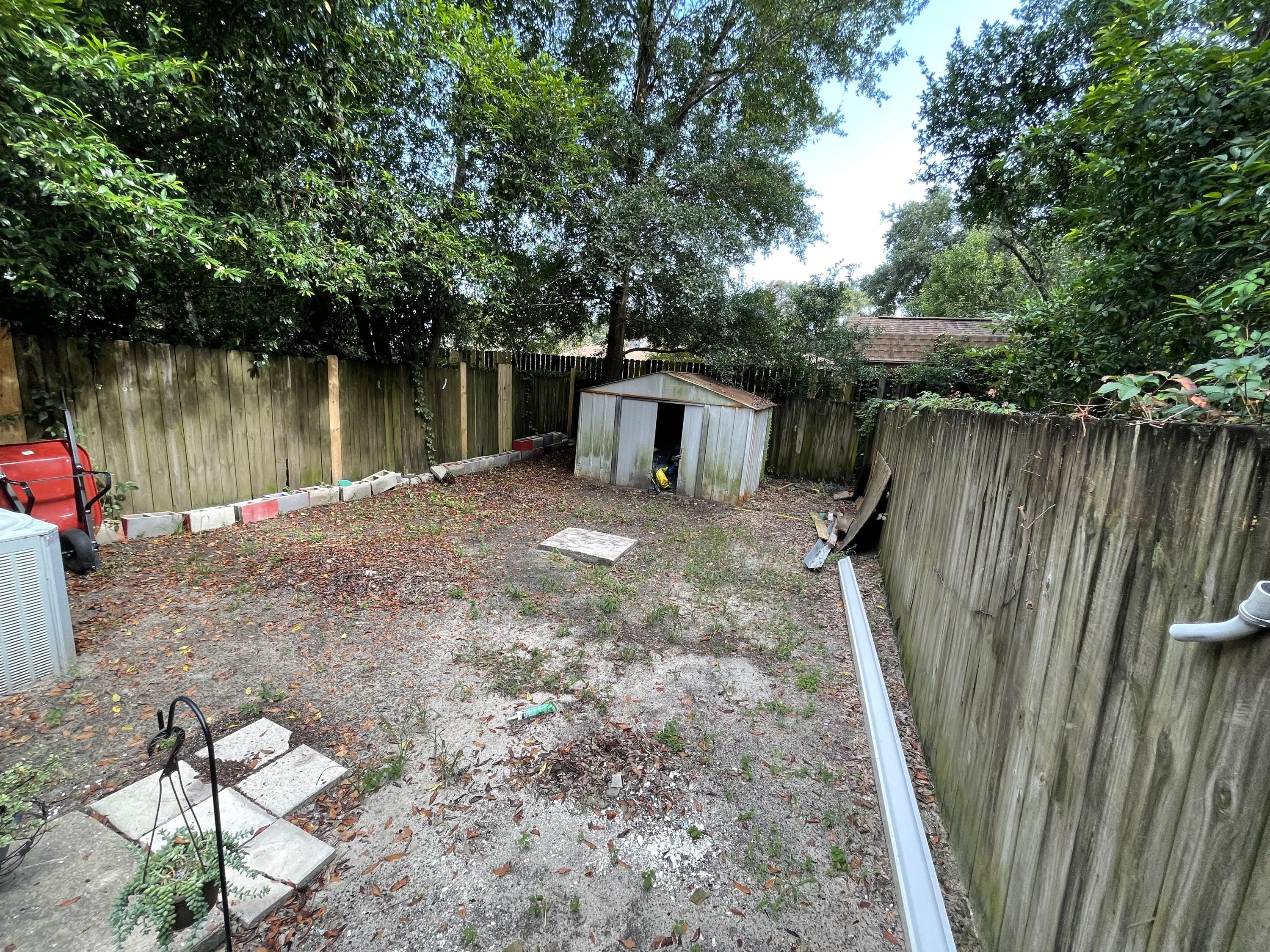 VALENCIA ARMS - Residential