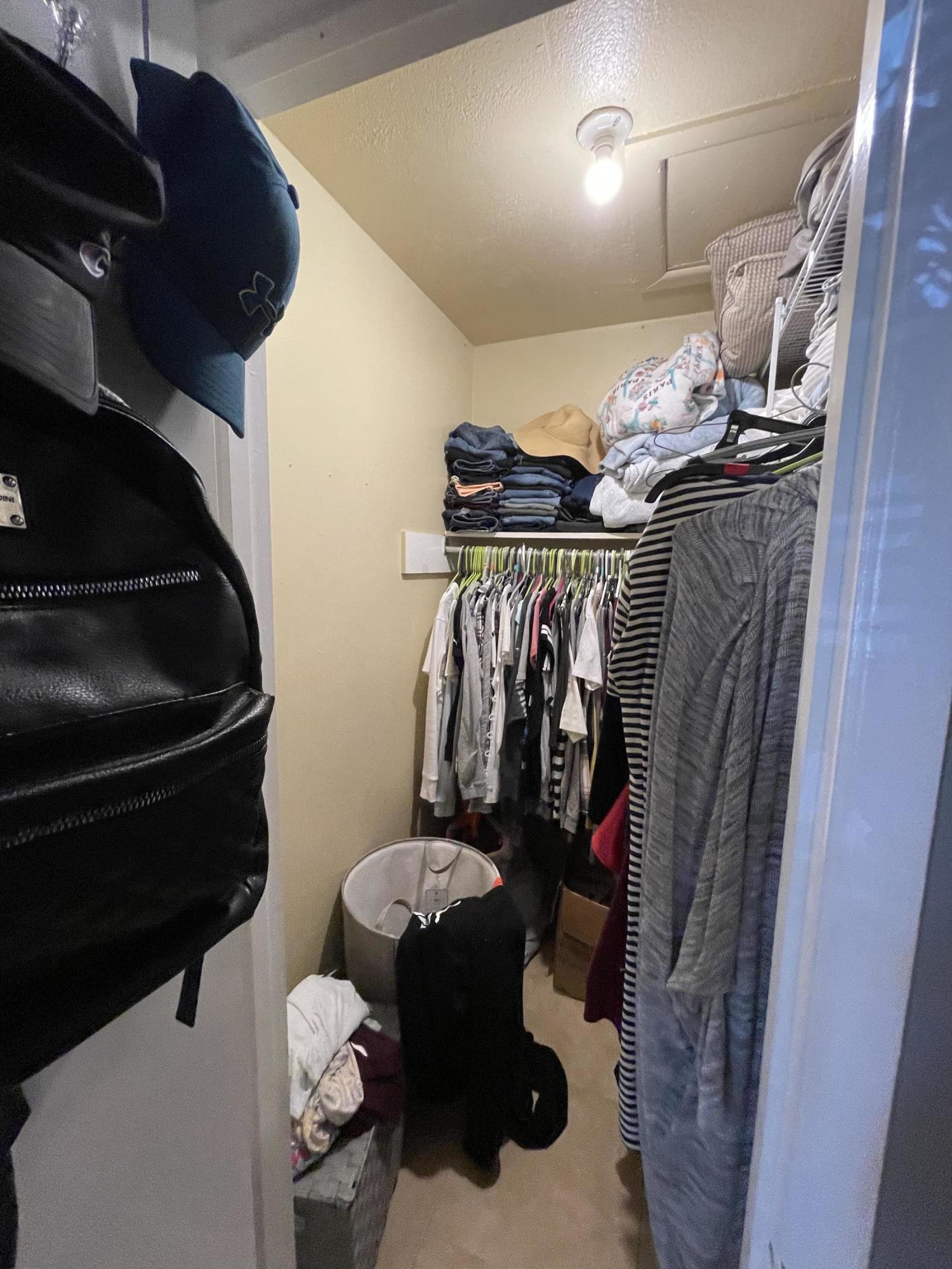 VALENCIA ARMS - Residential